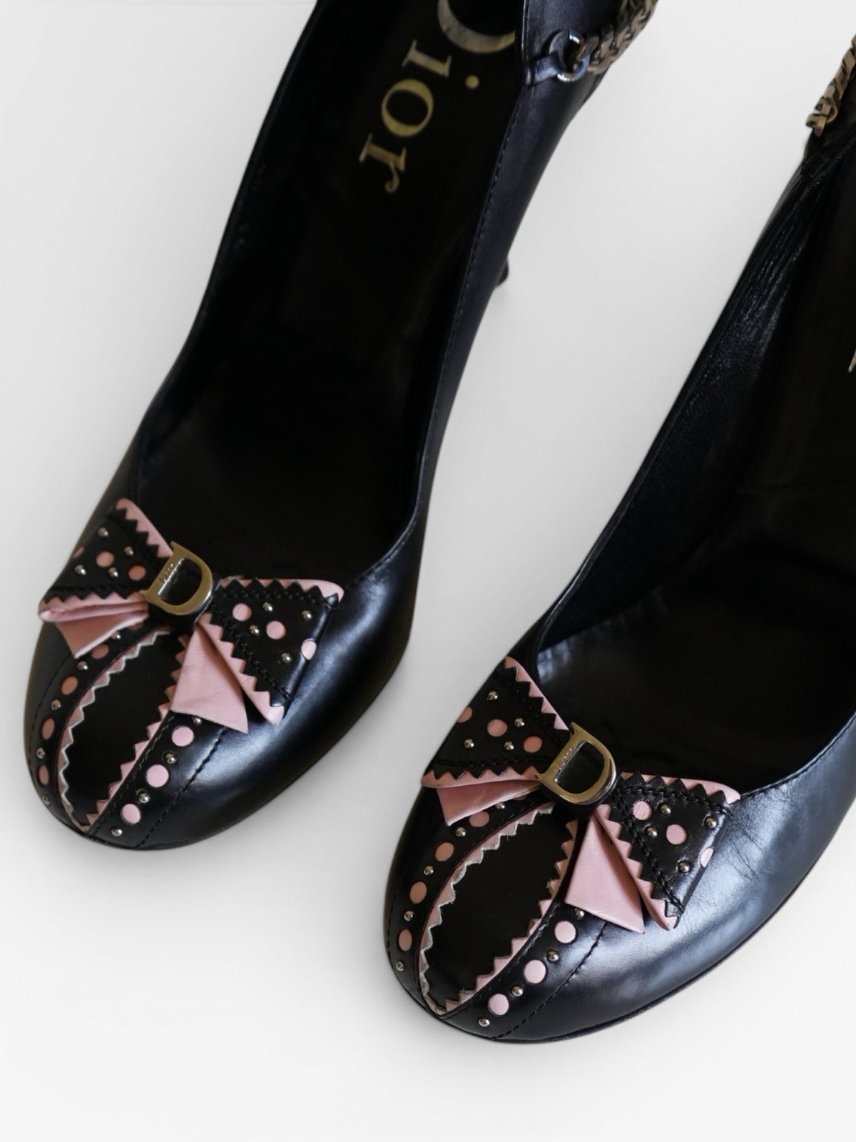 F/W 2004 Christian Dior W/ Logo Chain Pink Bow Pumps Heels VINTAGE