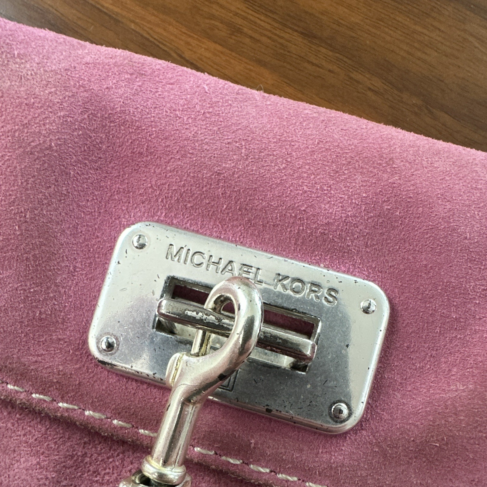 Michael Kors Small Pink Shoulder Bag Chain Strap, Zipper, Detachable Strap