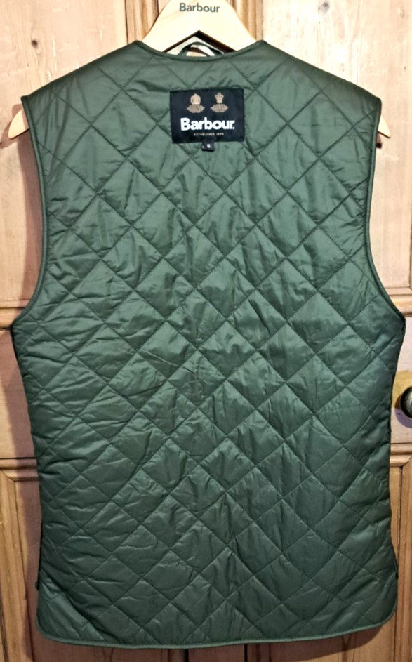 Barbour – BERBER LINER, Zip. SAGE GREEN. SMALL. BN Without Tags.