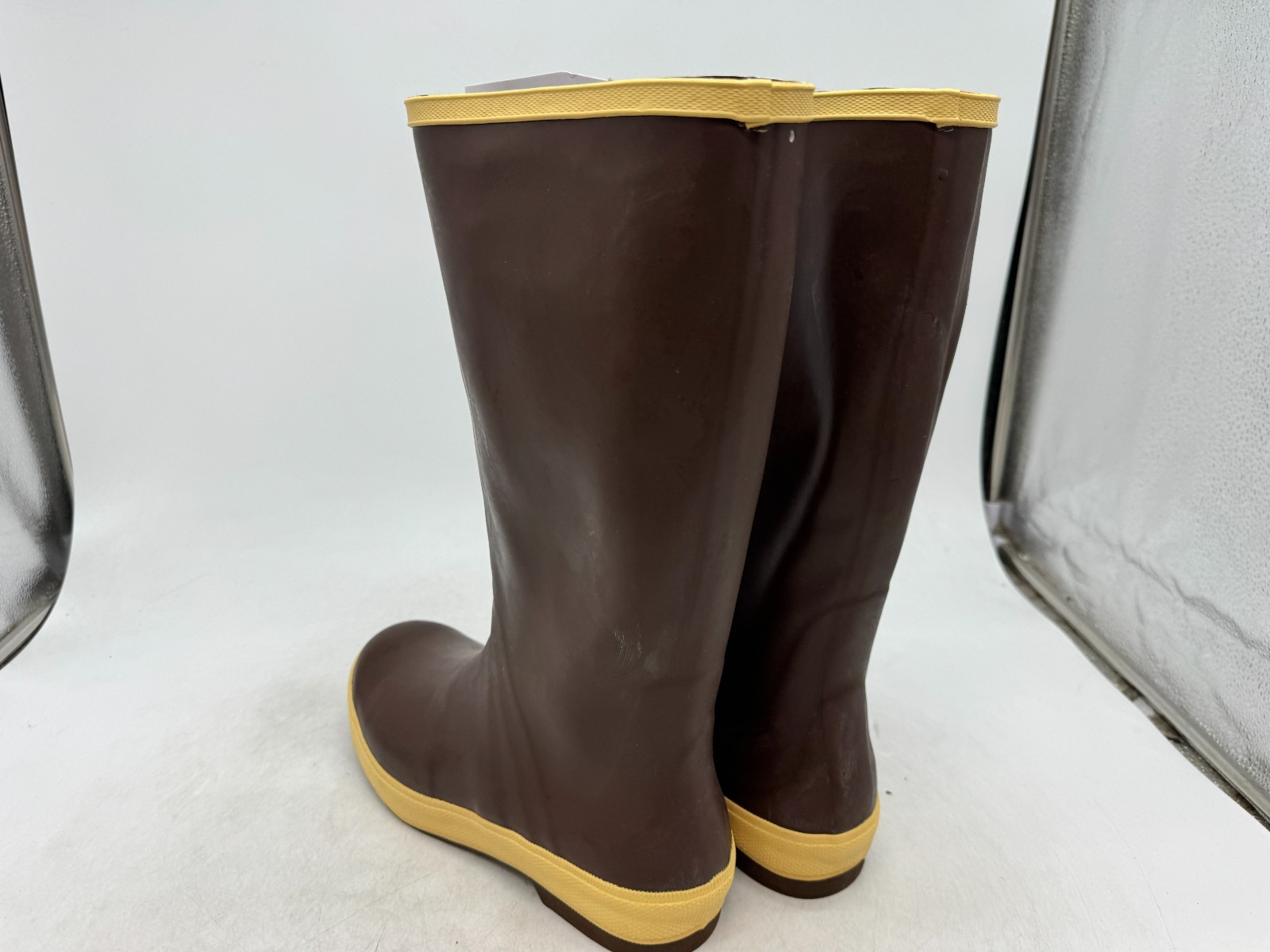 Xtratuf XT Legacy 15 in Salmon Sisters Womens Brown Wellington Pull On Boot – 11
