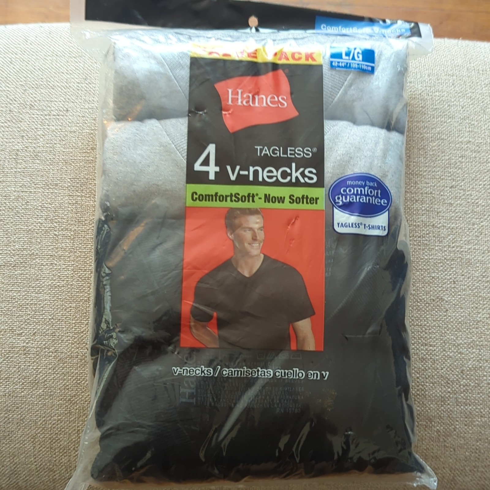 HANES TAGLESS V-NECKS COMFORTSOFT SHIRTS – 4 PACK – LARGE