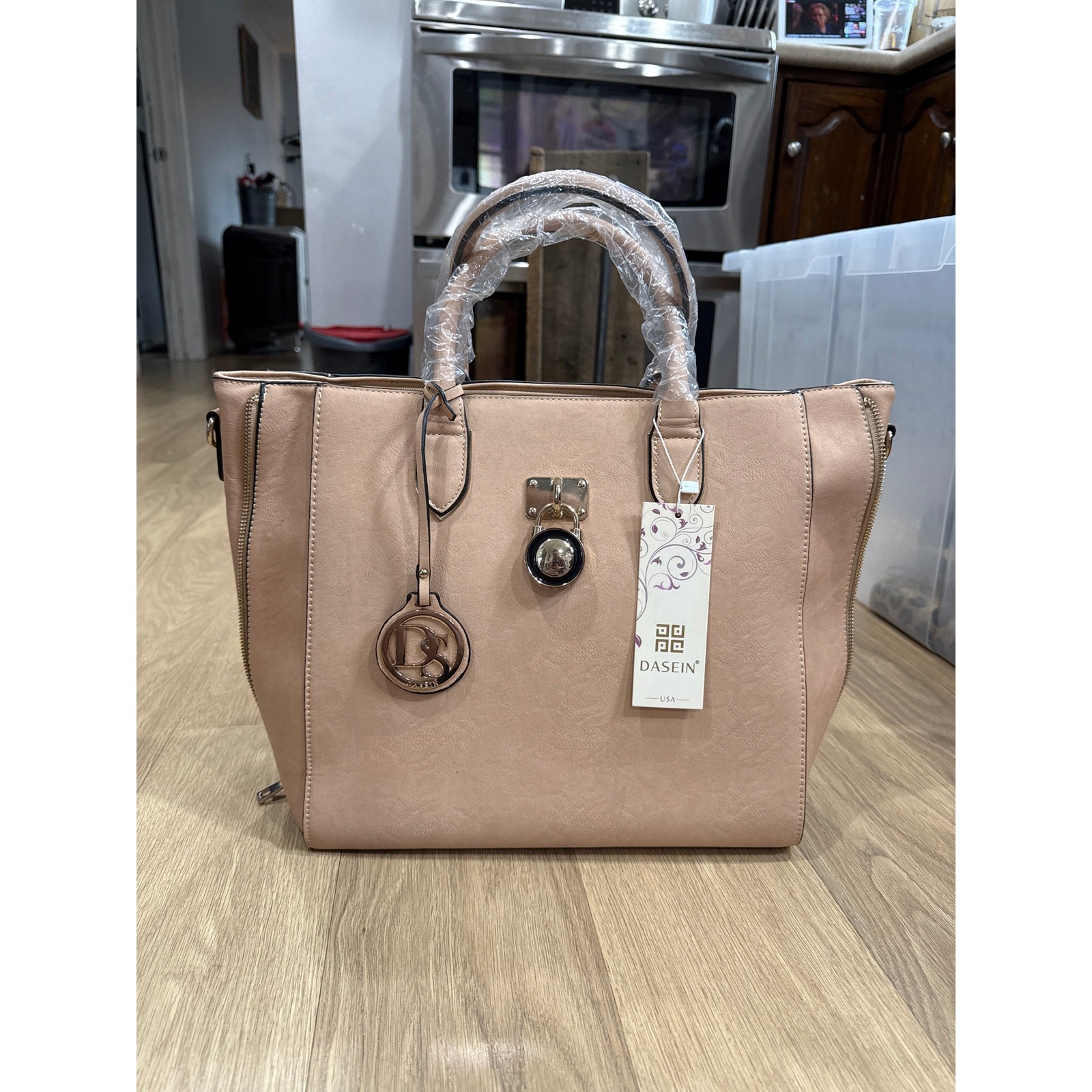 Dasein Women’s Large Tote Shoulder Bag in Pale Pink / Peach