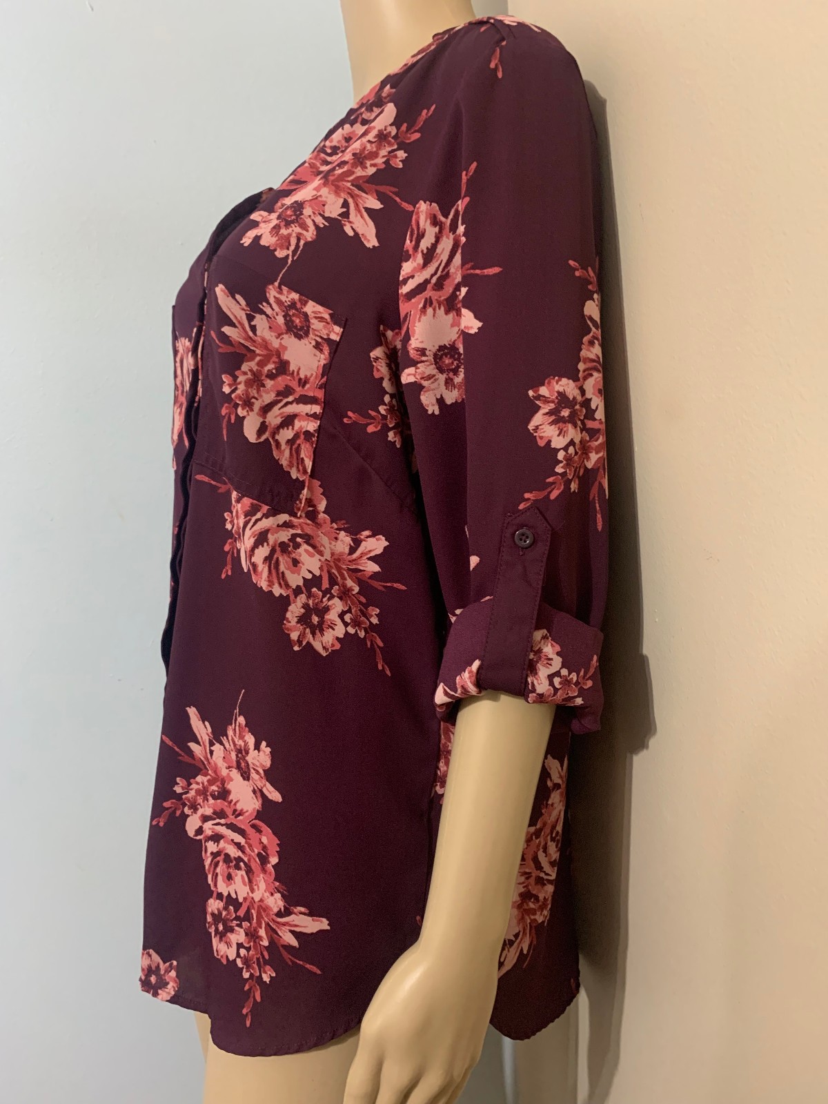 SIMPLY STYLED XL P Burgundy Pink Floral SHIRT BLOUSE Roll Tab Sleeve V Neck