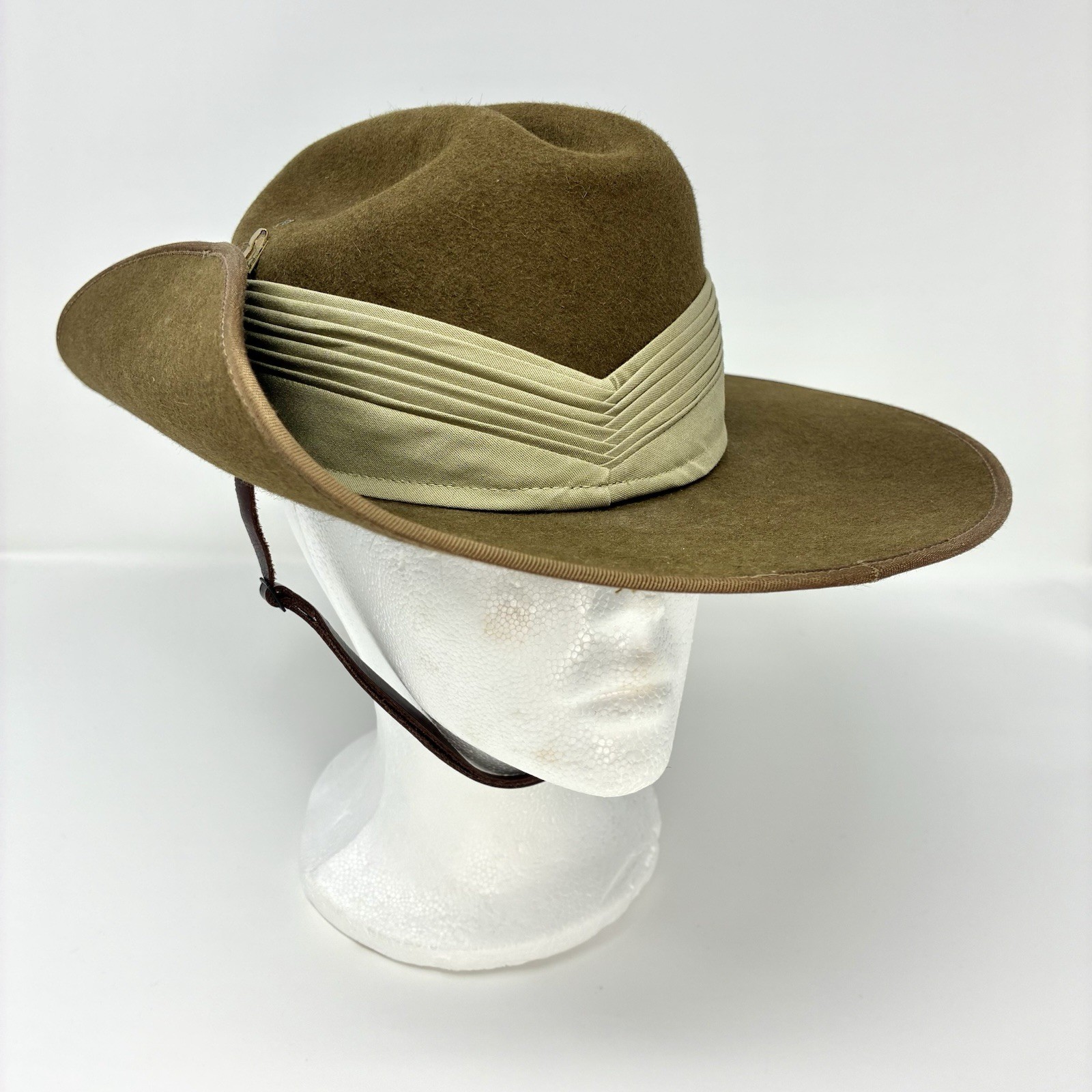 VTG Australian Army Slouch Hat 54 Khaki Fur Felt 6 3/4 Mountcastle S/XS EUC