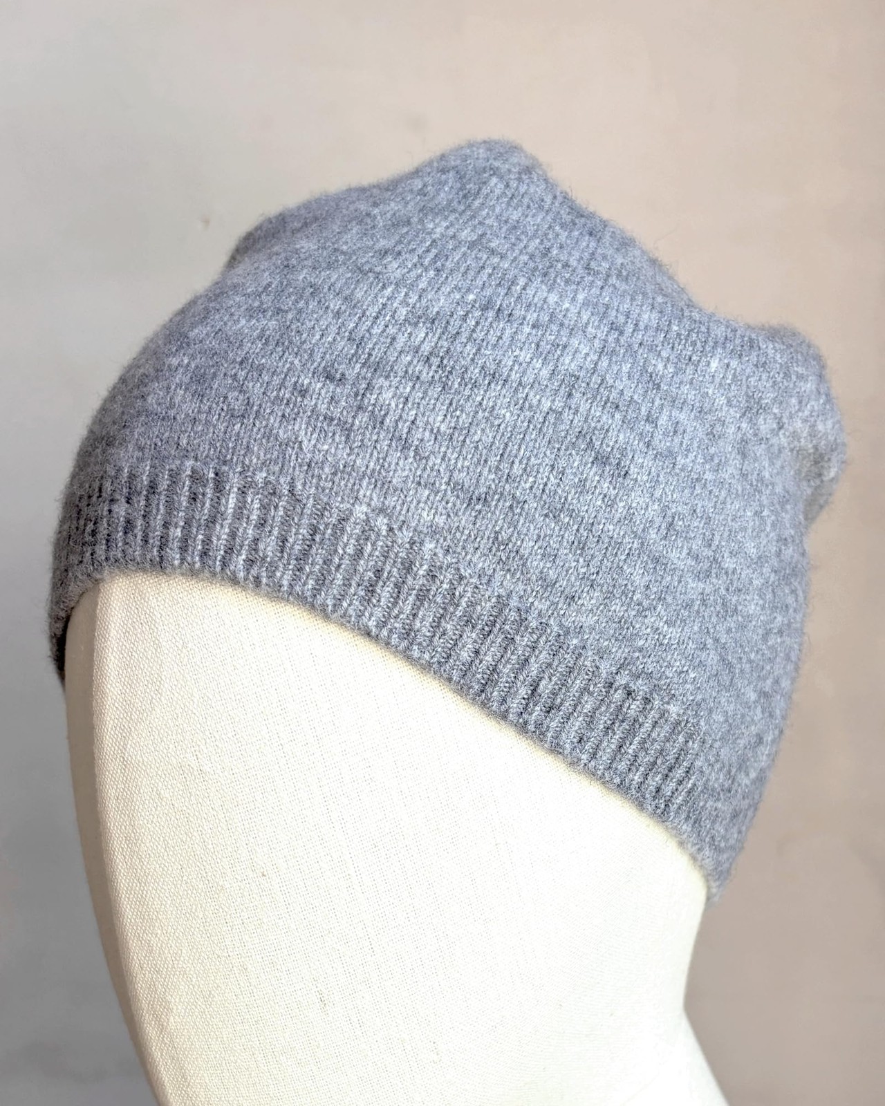 EILIZ 100% Superfine Merino Wool Beanie Hat Winter Warm-2PLY One Size, Gray