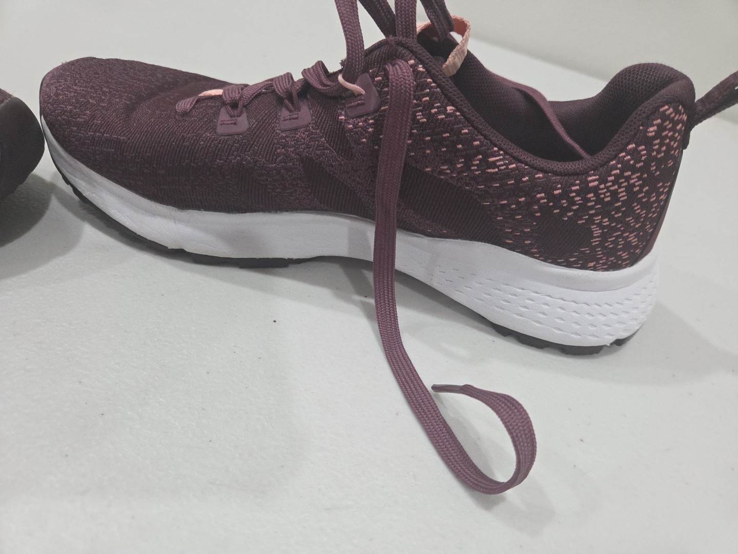 Shoes For Crews Easy Clean Technology Maroon Sneakers Woman Size 9