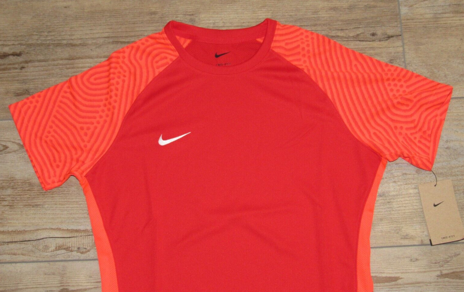 Nike Dri Fit Red Training Soccer Jersey US Dry Strike II CW3555 $50 Women Medium