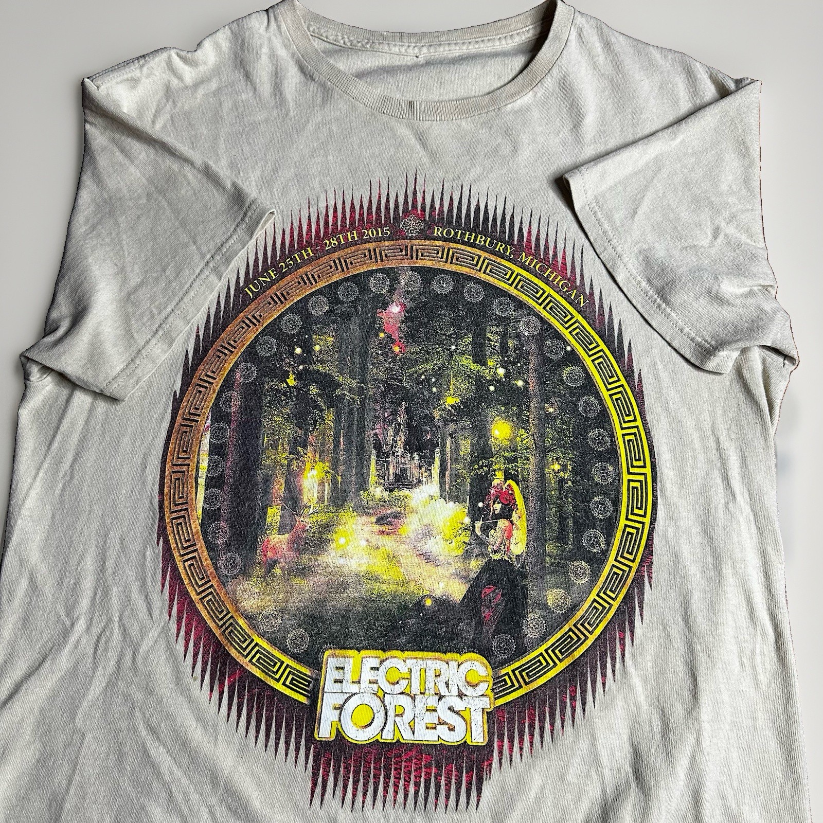Electric Forest 2015 Shirt Mens Medium EDM Festival Skrillex String Cheese DJ