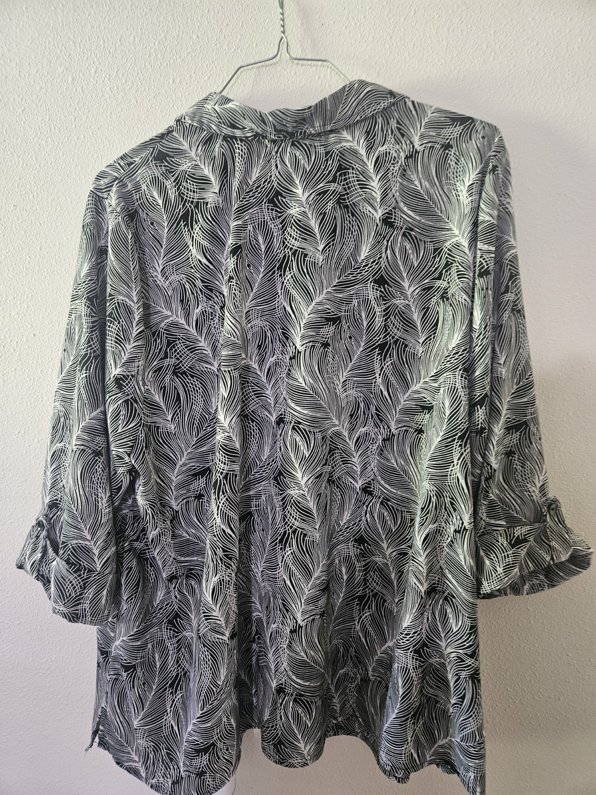 Catherine’s Women’s 2X Top Blouse 3/4 Length Sleeves – Pre-owned Excellent