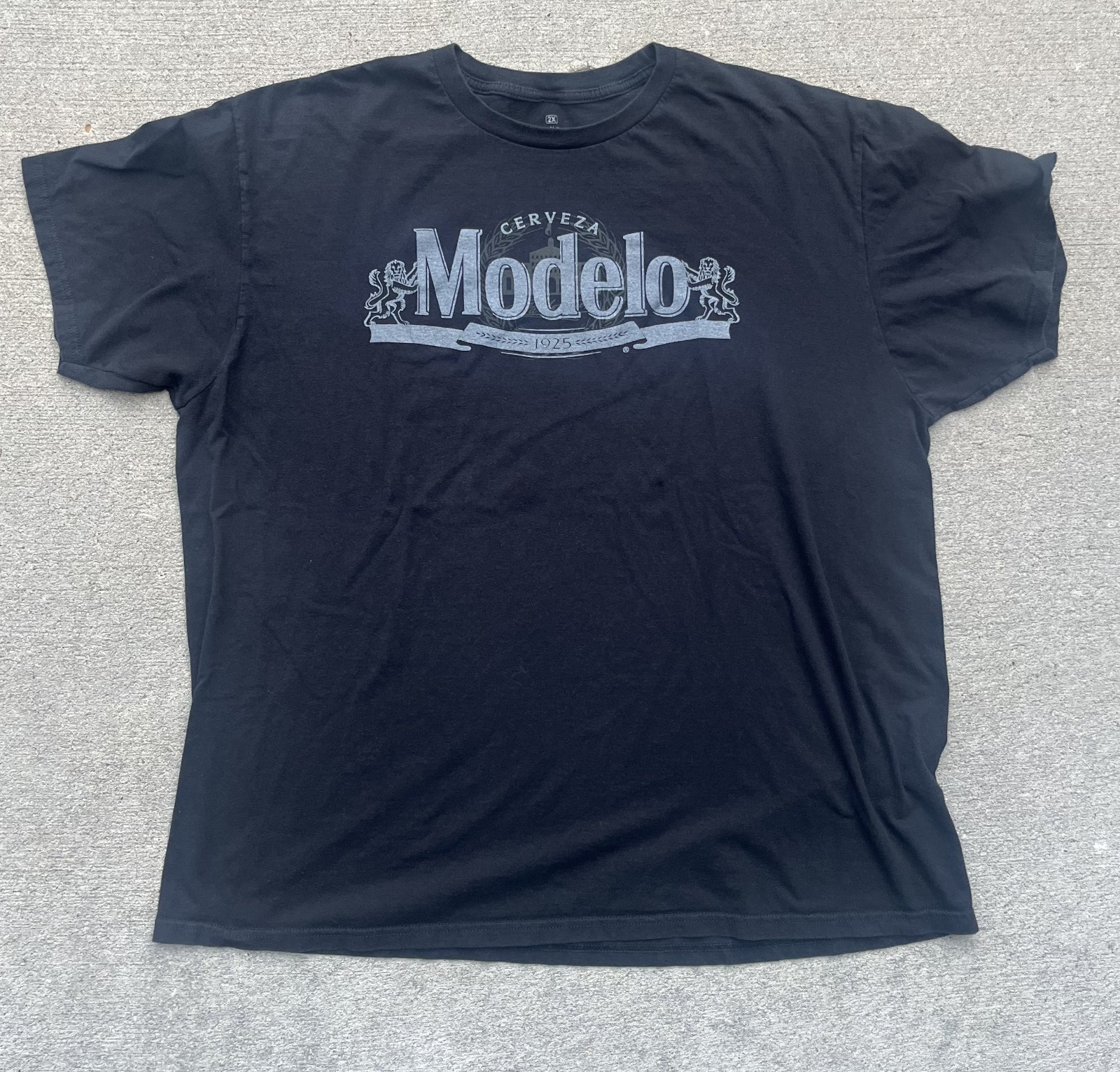 Modelo Cerveza Beer Mexico Black Logo T-Shirt Men’s 2XL