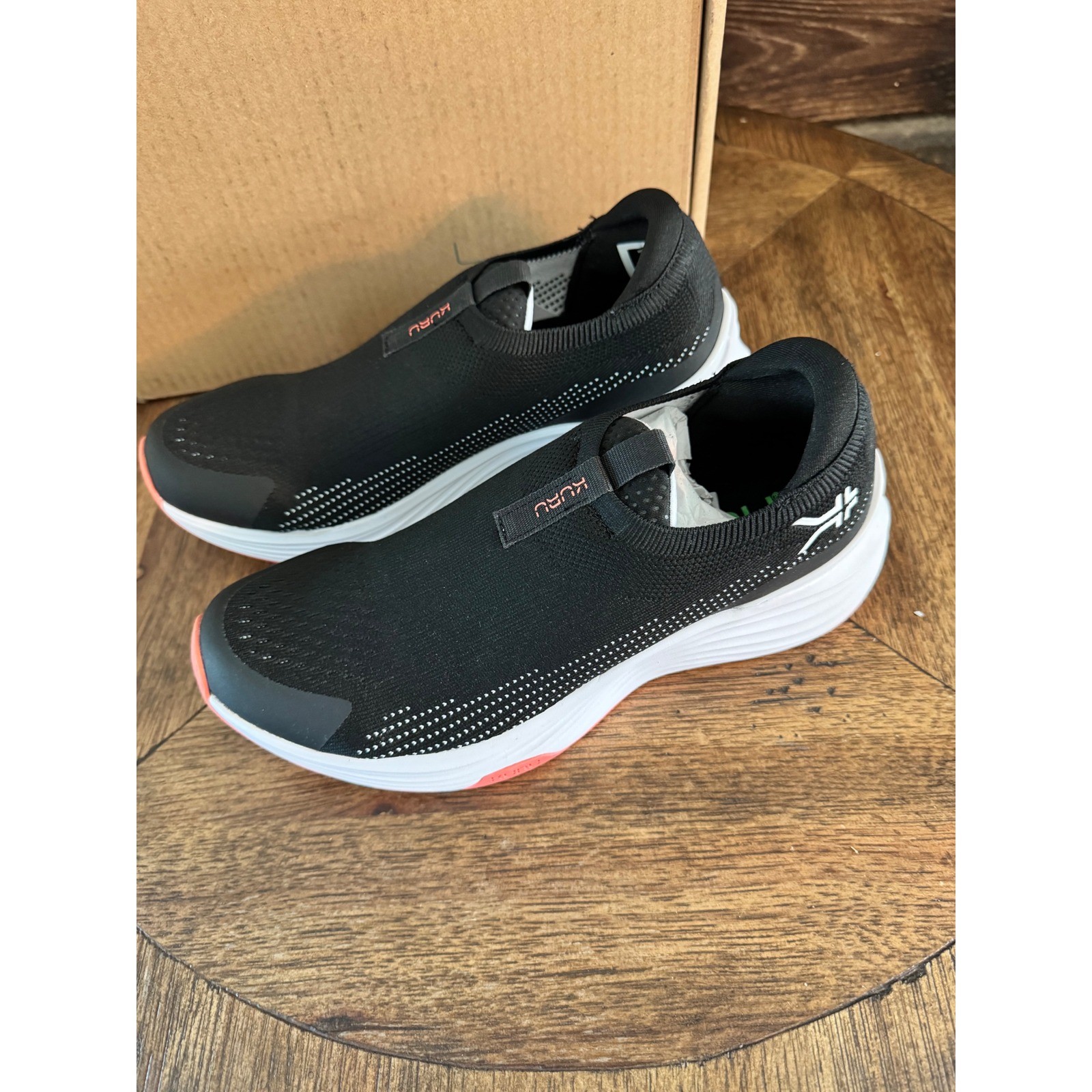 Kuru Atom 2 Slip-On Sneakers Womens 9 Jet Black Dark Coral Athletic Shoes