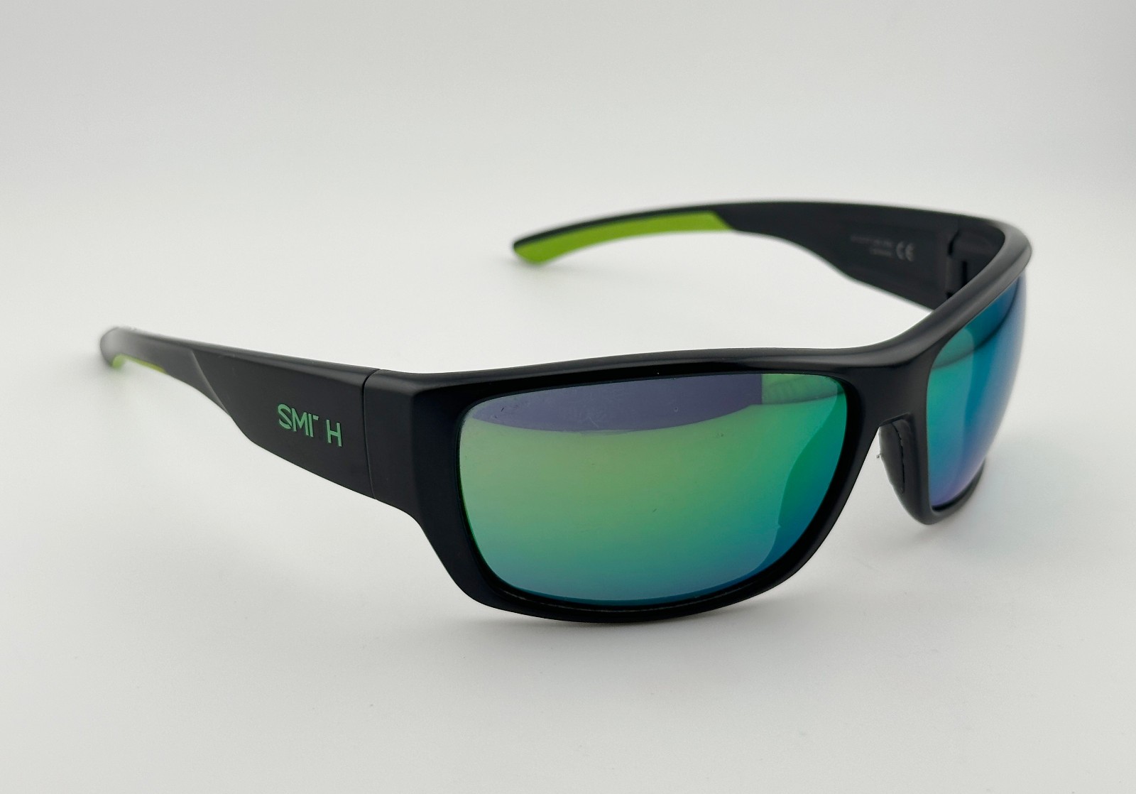 Smith FORGE Matte Black Green Mirror Sunglasses *minor scratches on lenses*