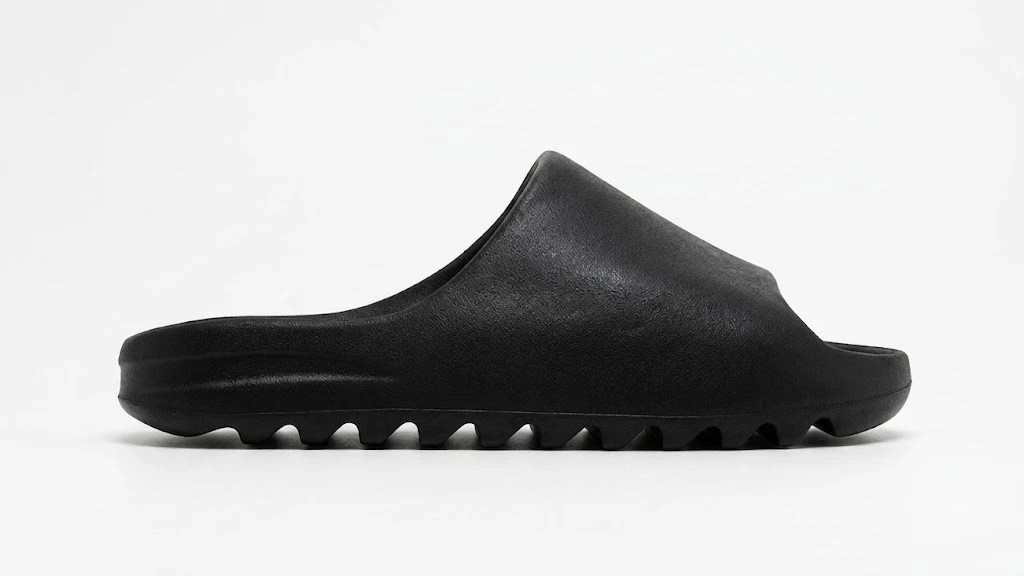 YZY YS-01 Black Slides Size 10 BNWT w/ Dust Bag Yeezy Kanye 2025YZY YS-01 slides