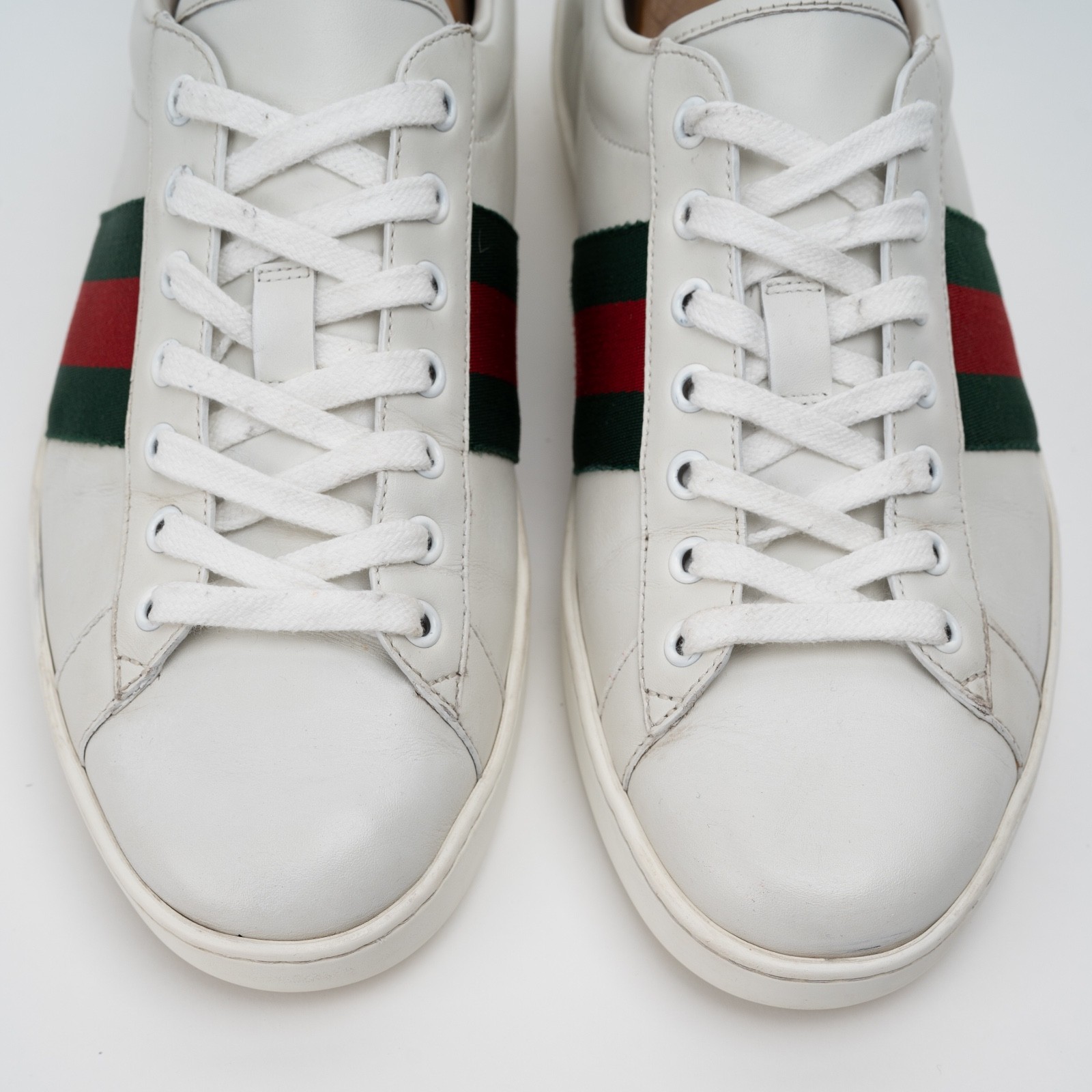 Gucci Ace Men’s White Leather Sneakers Green Red Web Stripe 386750 Size 8