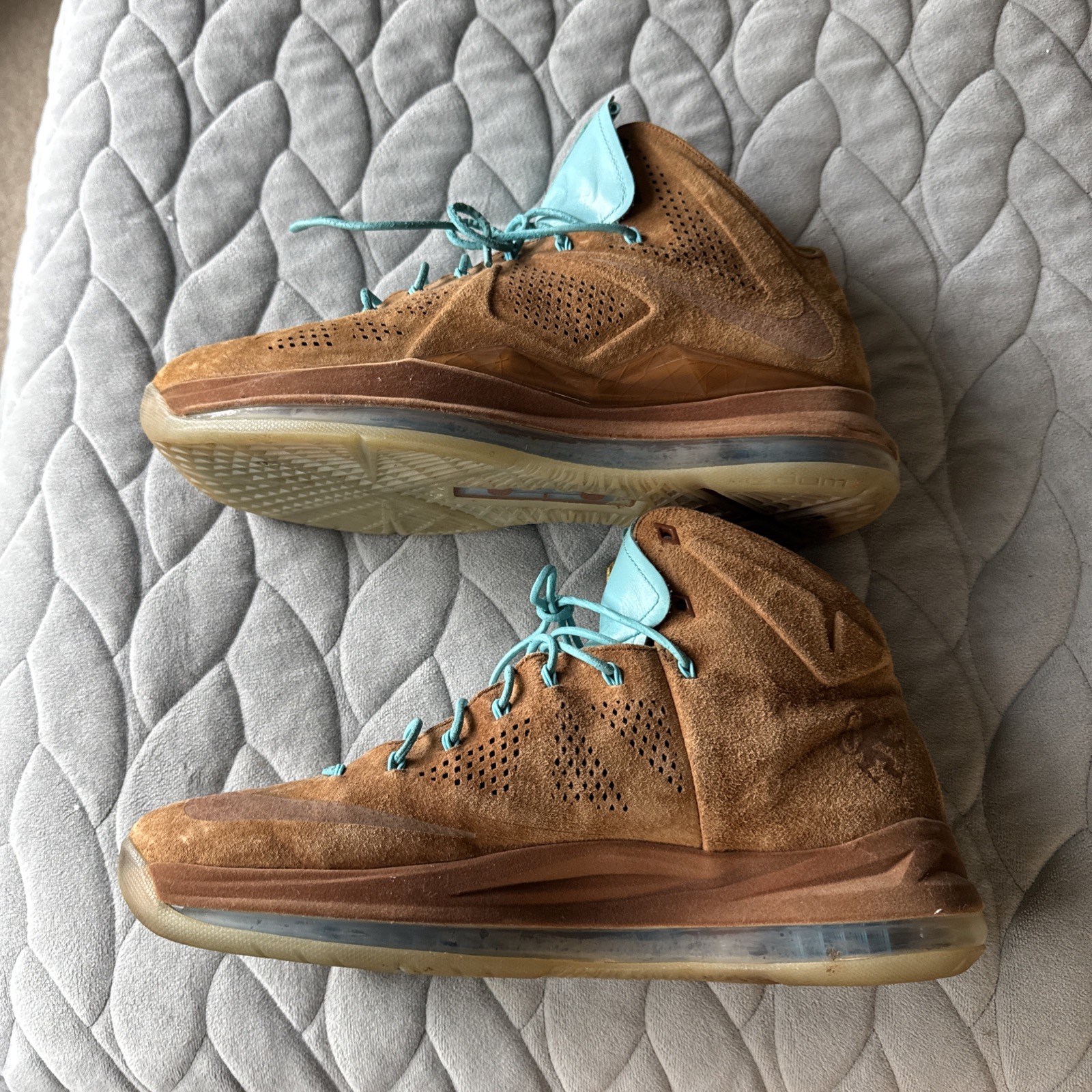 Used Nike LeBron 10 EXT ‘Hazelnut’ Suede Men’s Size 11.5 607078-200 No Box