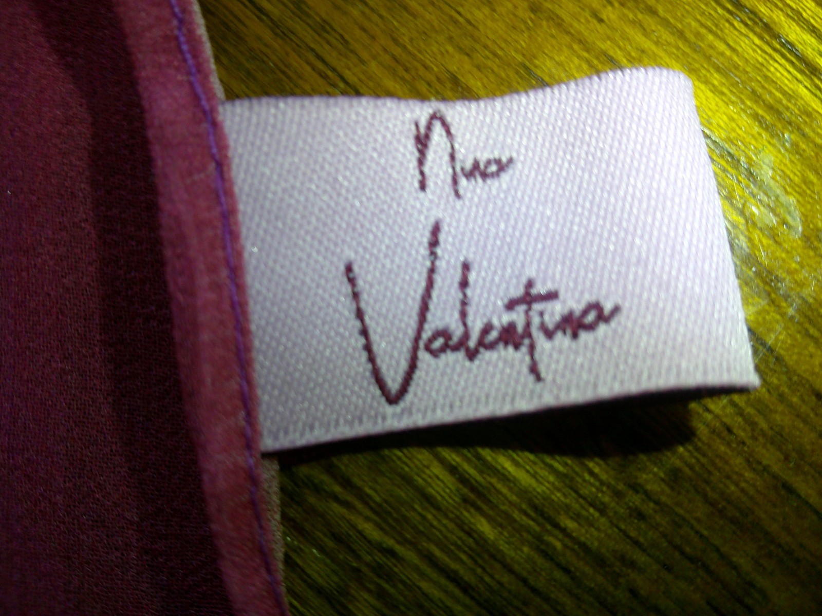 NINA VALENTINA LARGE PINK PURPLE WATERCOLOR FLORAL 70 X 26.5 IN SCARF HIJAB EUC