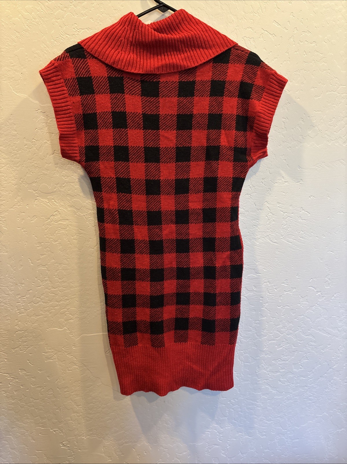 Admit One Red & Black Plaid Short Sleeve Knit Sweater Dress Junior Size S