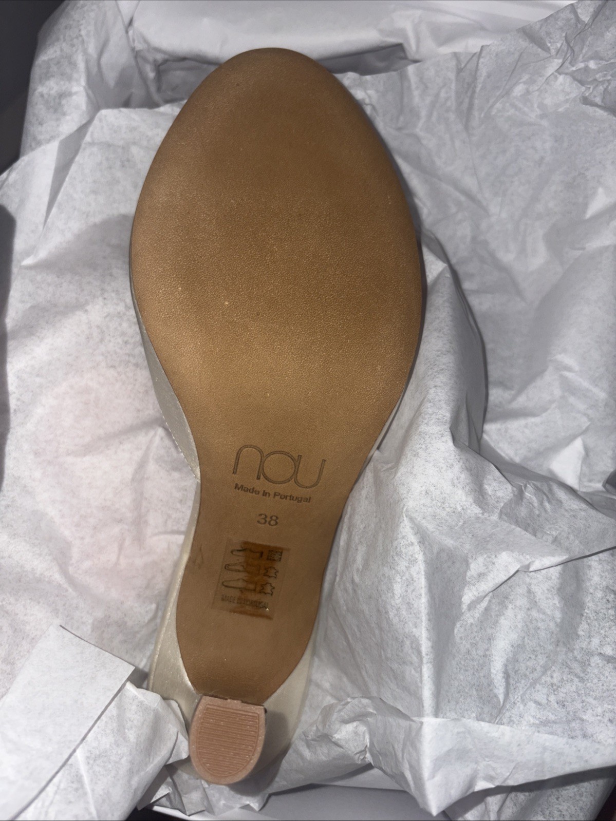 Nou The Mule Ivory Satin – Platinum Gem Size 38