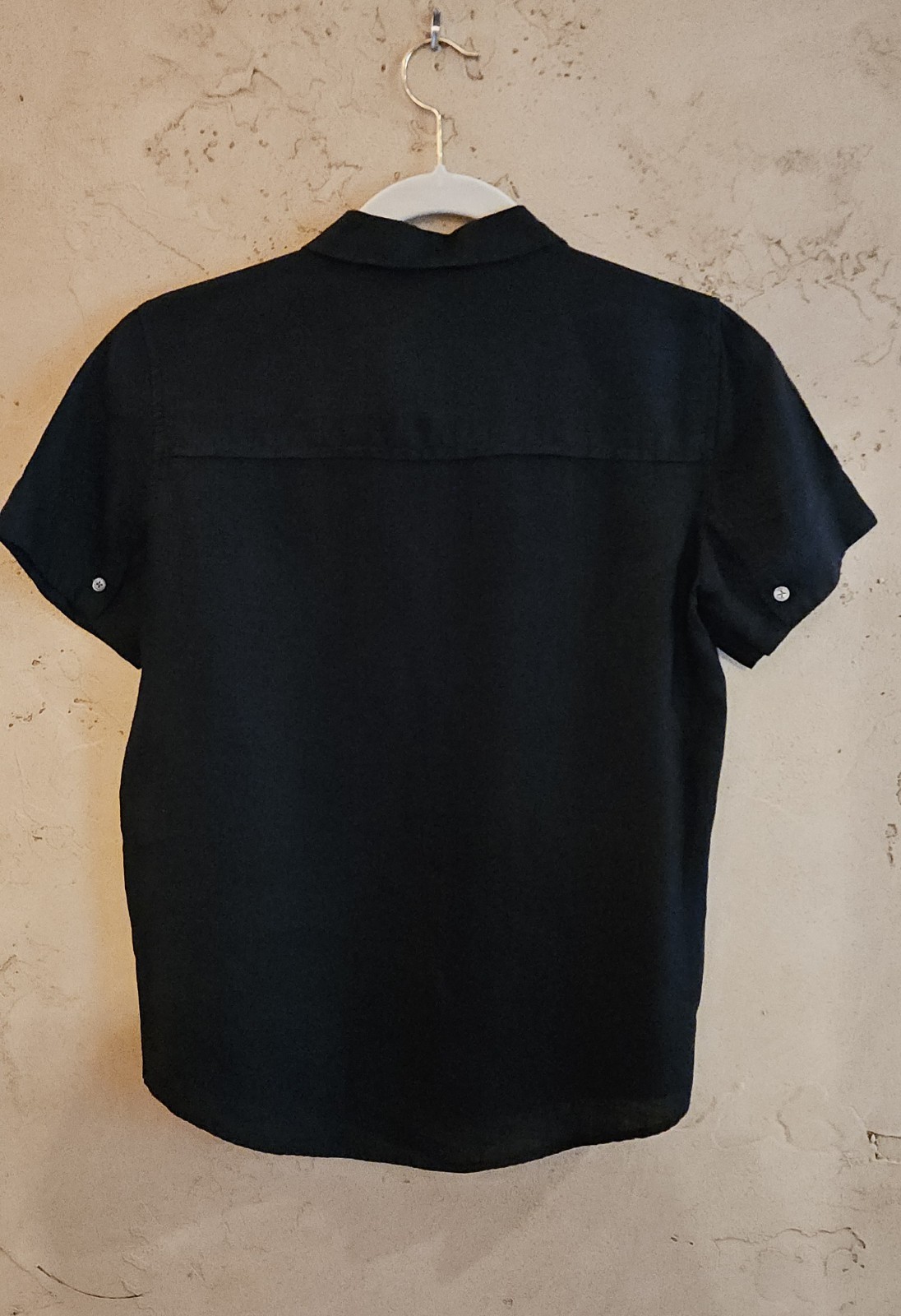 J.Crew Black linen popover top features a v-neckline and short sleeves XXS