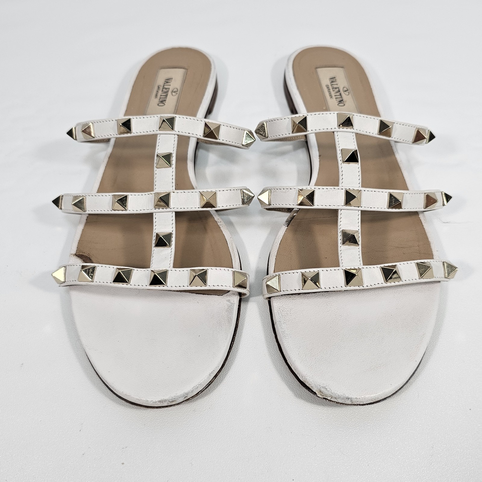 Valentino Garavani Rockstud White Leather Flat Slide Sandals Sz 38.5 US 8.5