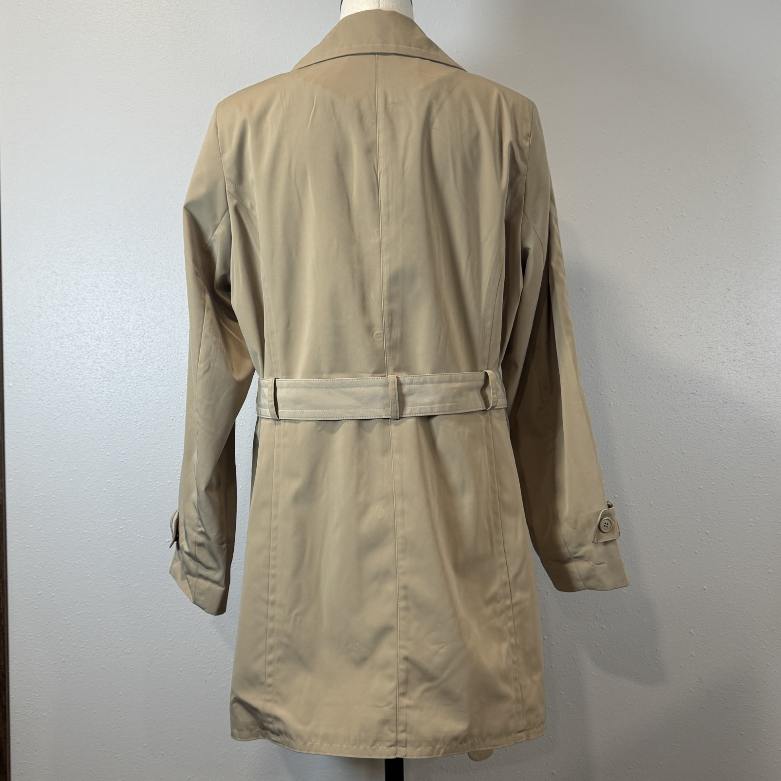 Towne Collection Womens Size L Khaki Trench Coat Belted Padded Shoulder NWT