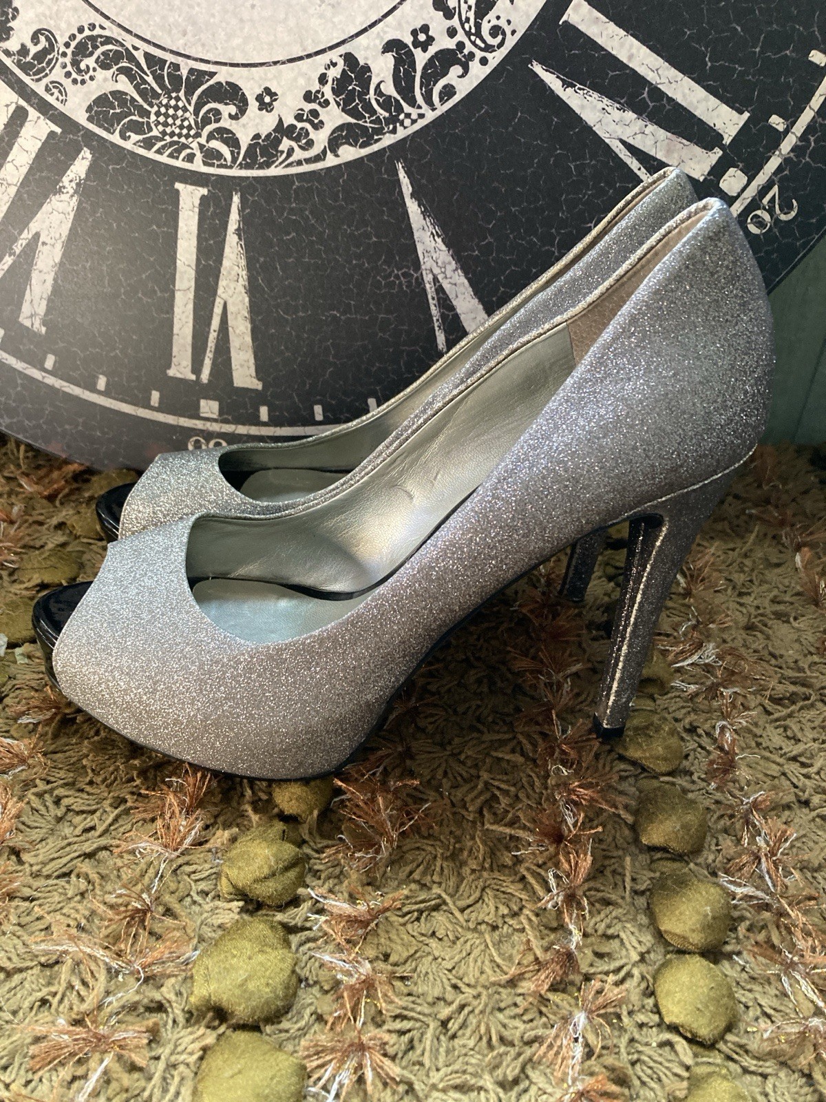 a.n.a. Size 8.5 Silver Sparkle Peep Toe Heels
