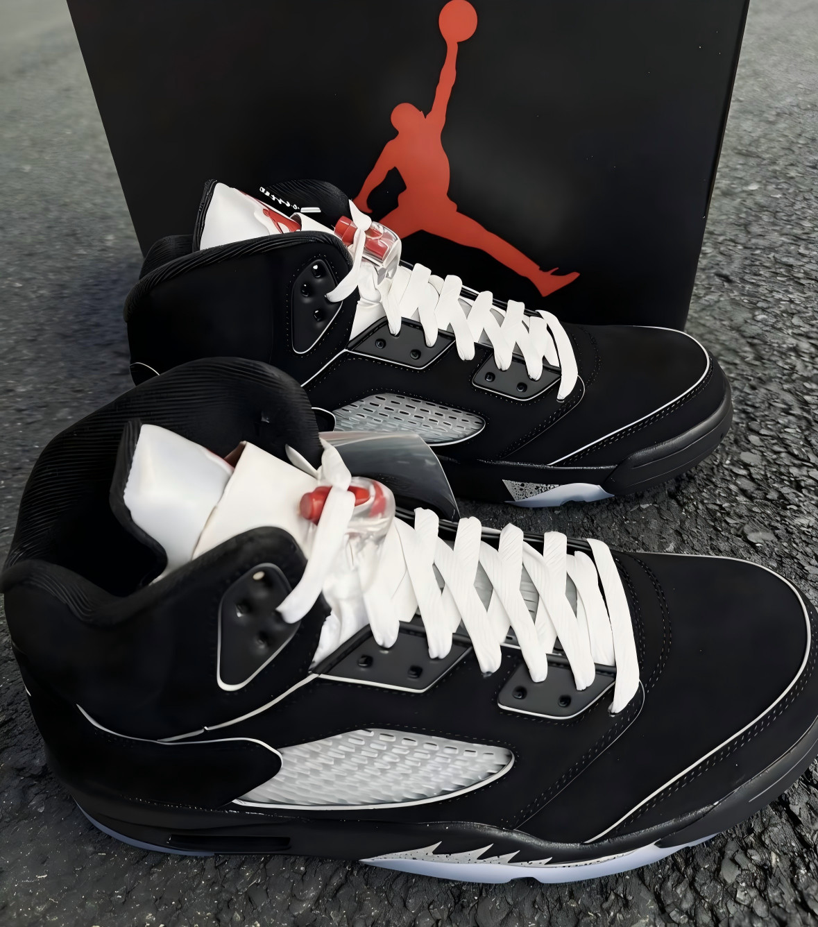 Jordan Air Jordan 5 Retro OG “Black Metallic Reimagined” Basketball Shoes