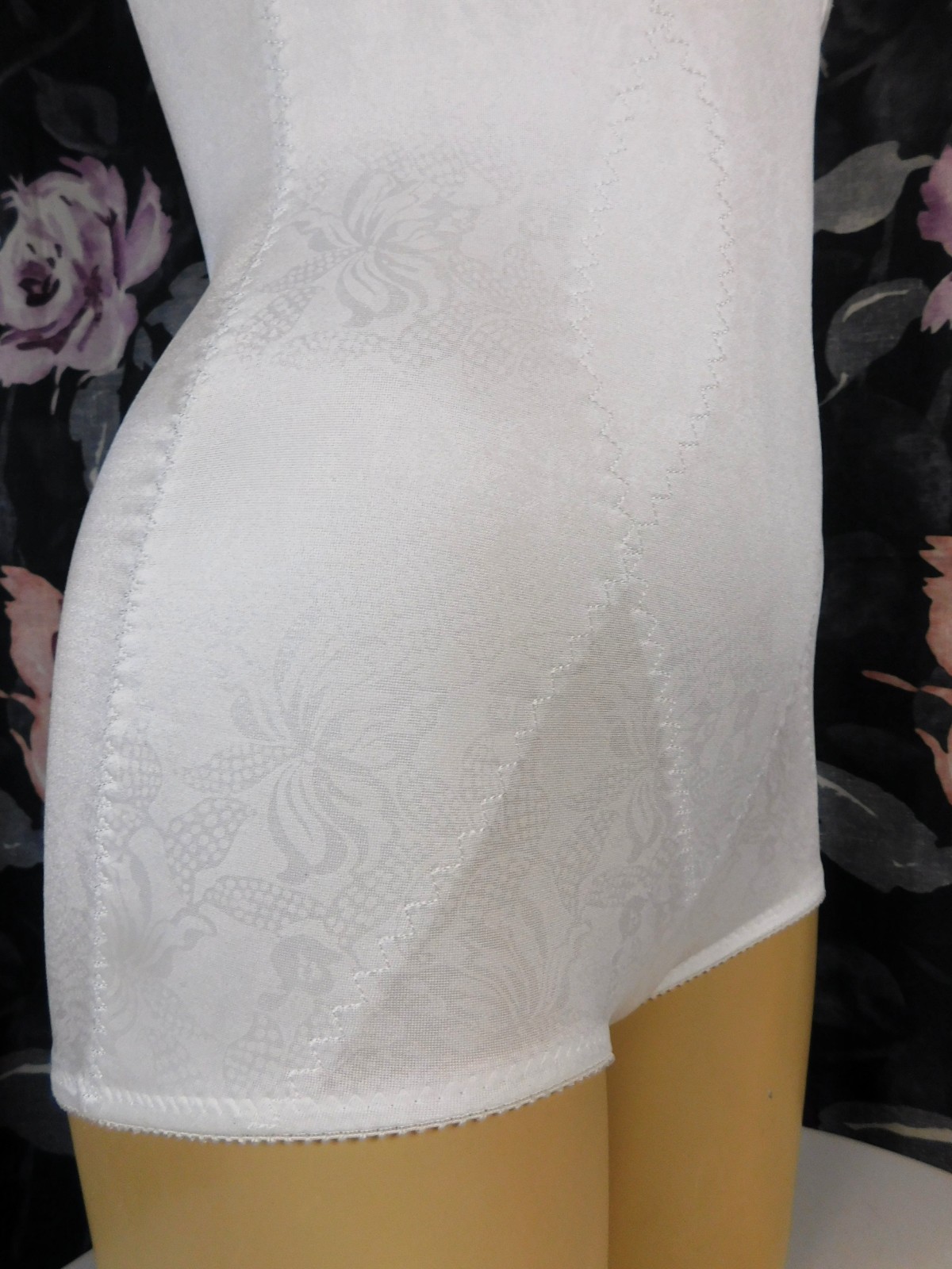 Vintage Flexxees 36B All in One White Satin Girdle Bodysuit Wire Cups-Style 685