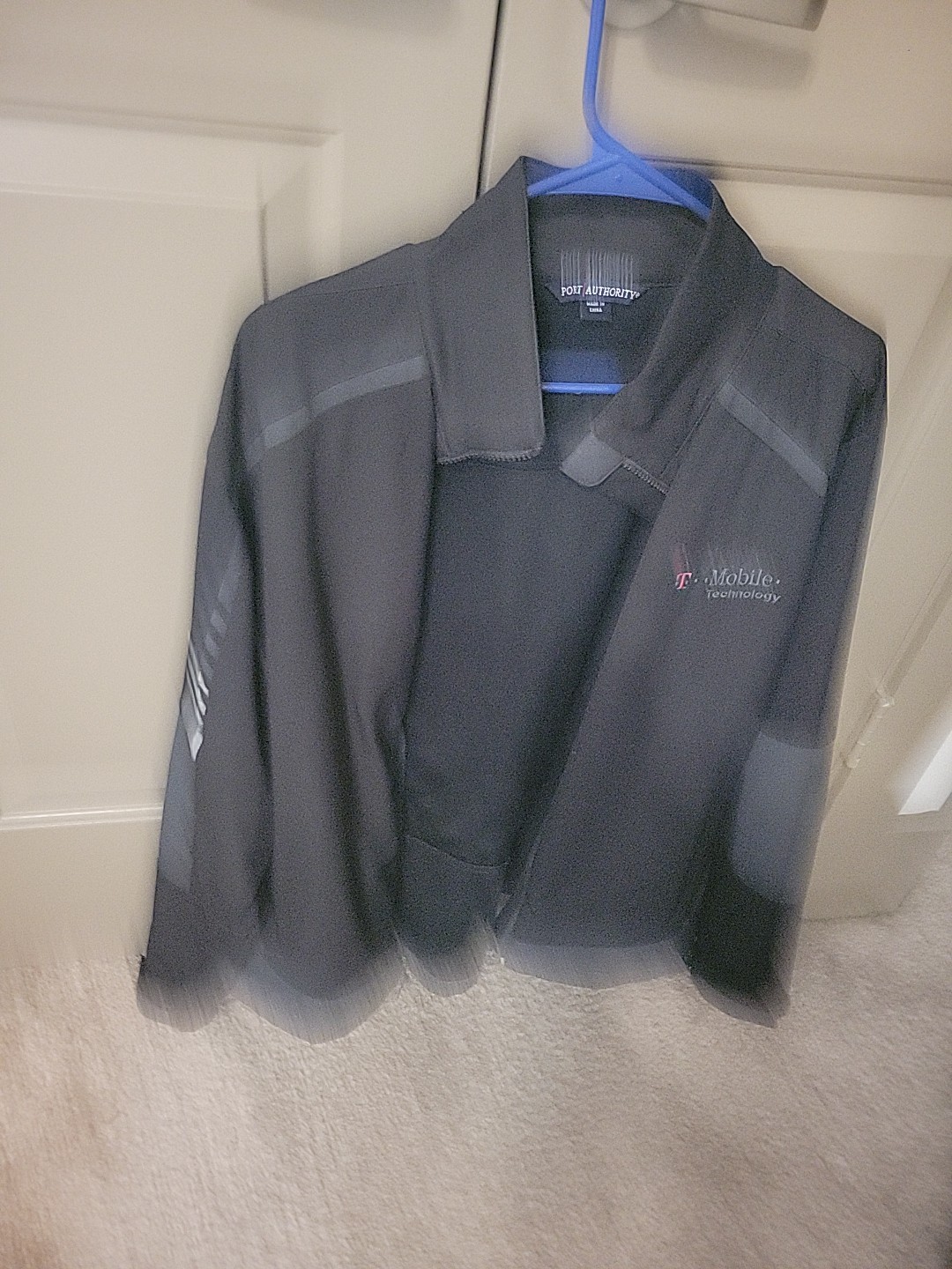 T-Mobile Technology Jacket Mens M Soft Shell Embroidered RARE