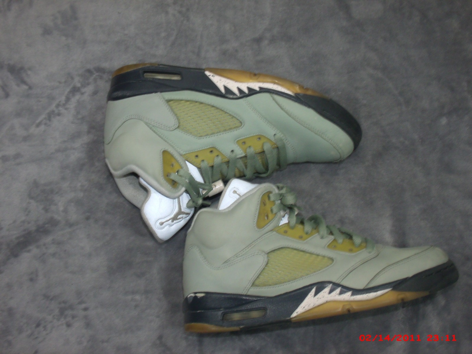 Air Jordan Men Retro 5 Mid High Basketball Green Gum Shoes DC7501-300 SZ-8.5