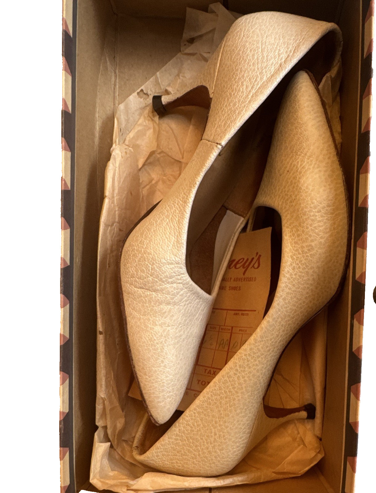 Enzel Womens Pumps Heels 6.5 N Beige Textured Pointed Toe Stiletto Slip On