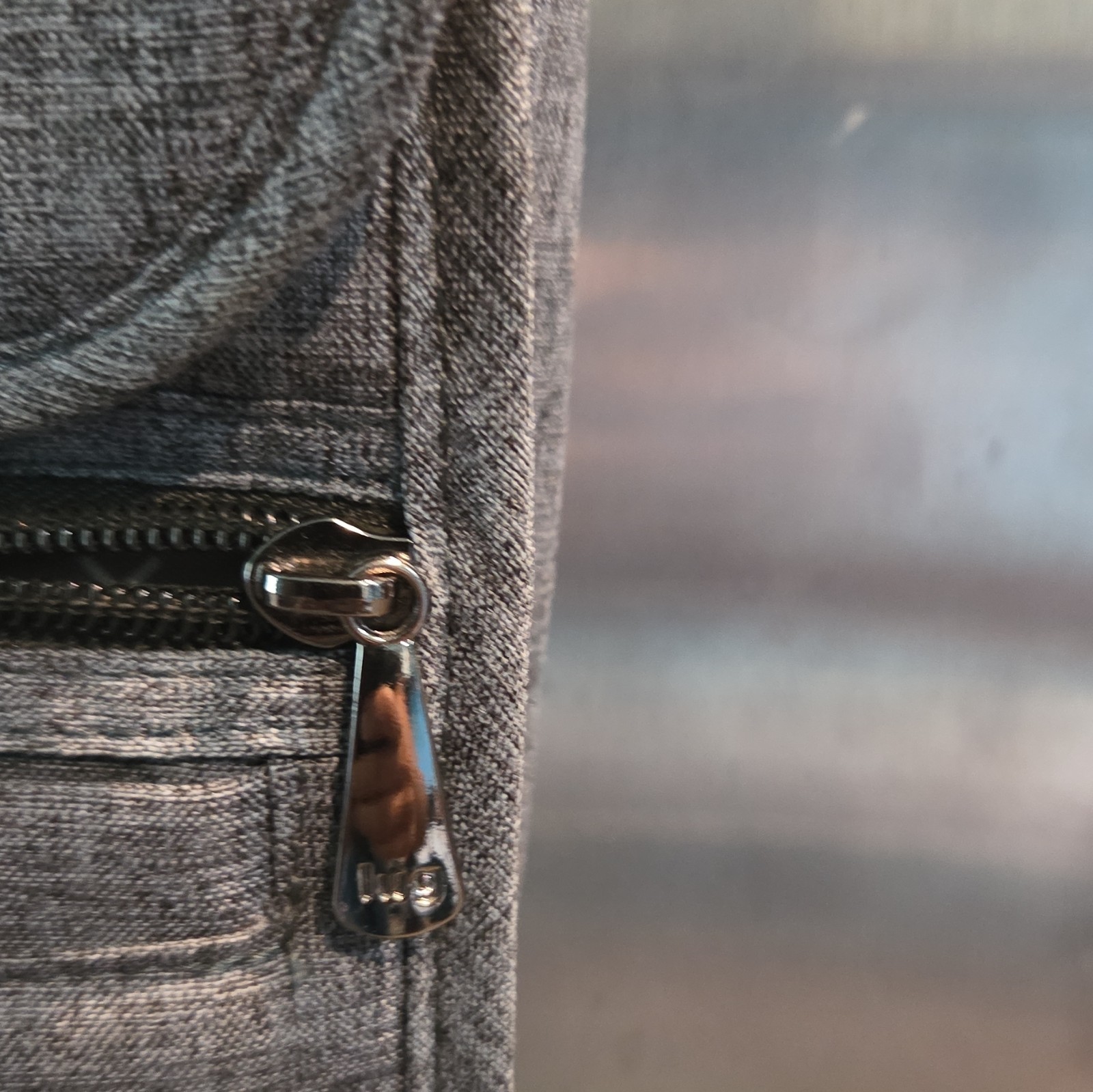 Lug Moped Gray Crossbody Bag Turn-Lock Flap Zip Pockets Organizer Key Holder