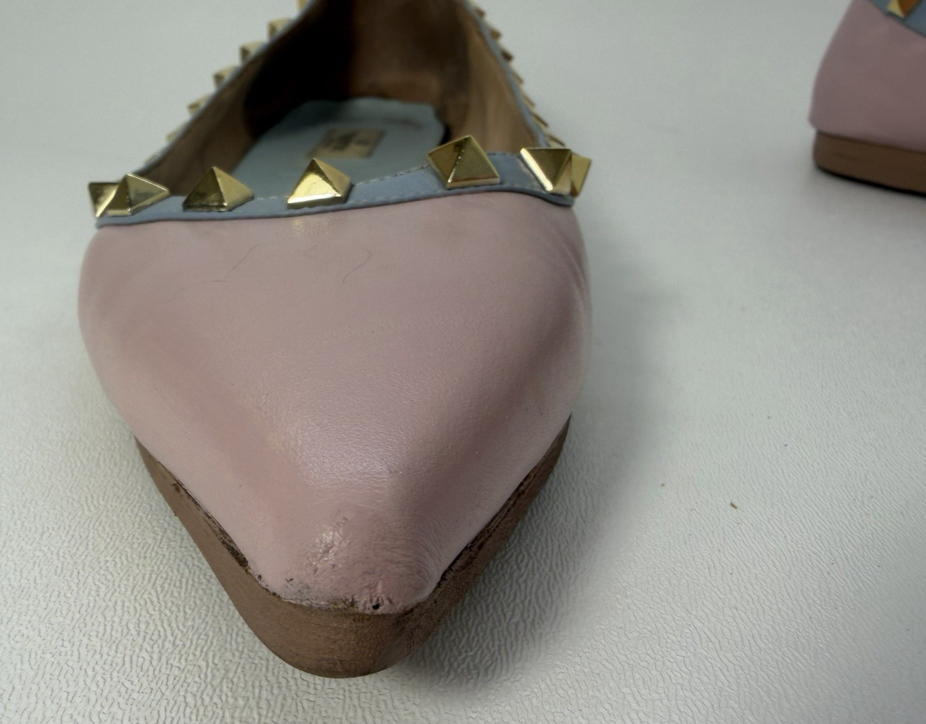 Valentino Garavani Pink Leather Rockstud Studded Pointed Toe Ballet Flats US 8