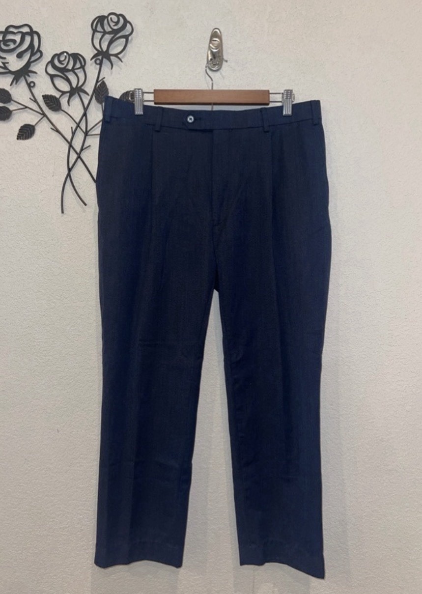 Hart Schaffner Marx Men’s Wool Twill Pleated Dress Pants Straight 35R