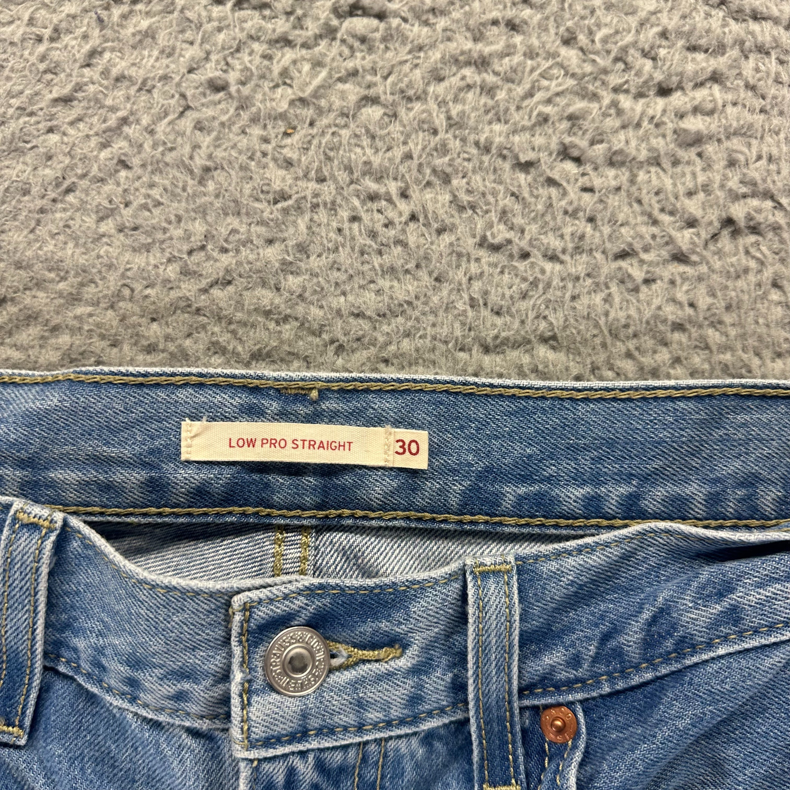 Levi’s Low Pro Jeans Womens 30×31 Blue Cotton Denim Straight Leg Travel Workwear