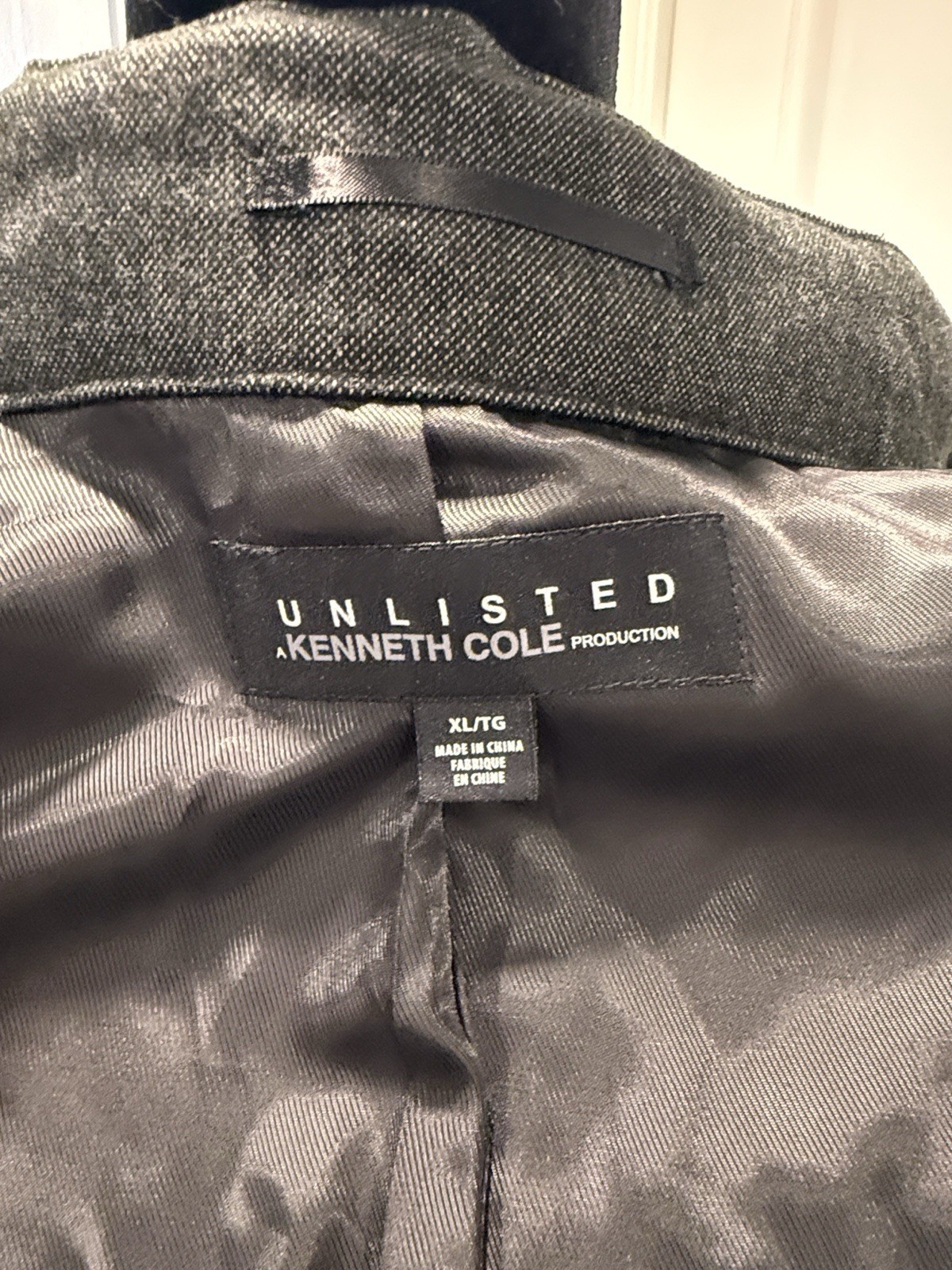 Unlisted Kenneth Cole Men’s Jacket Size XL