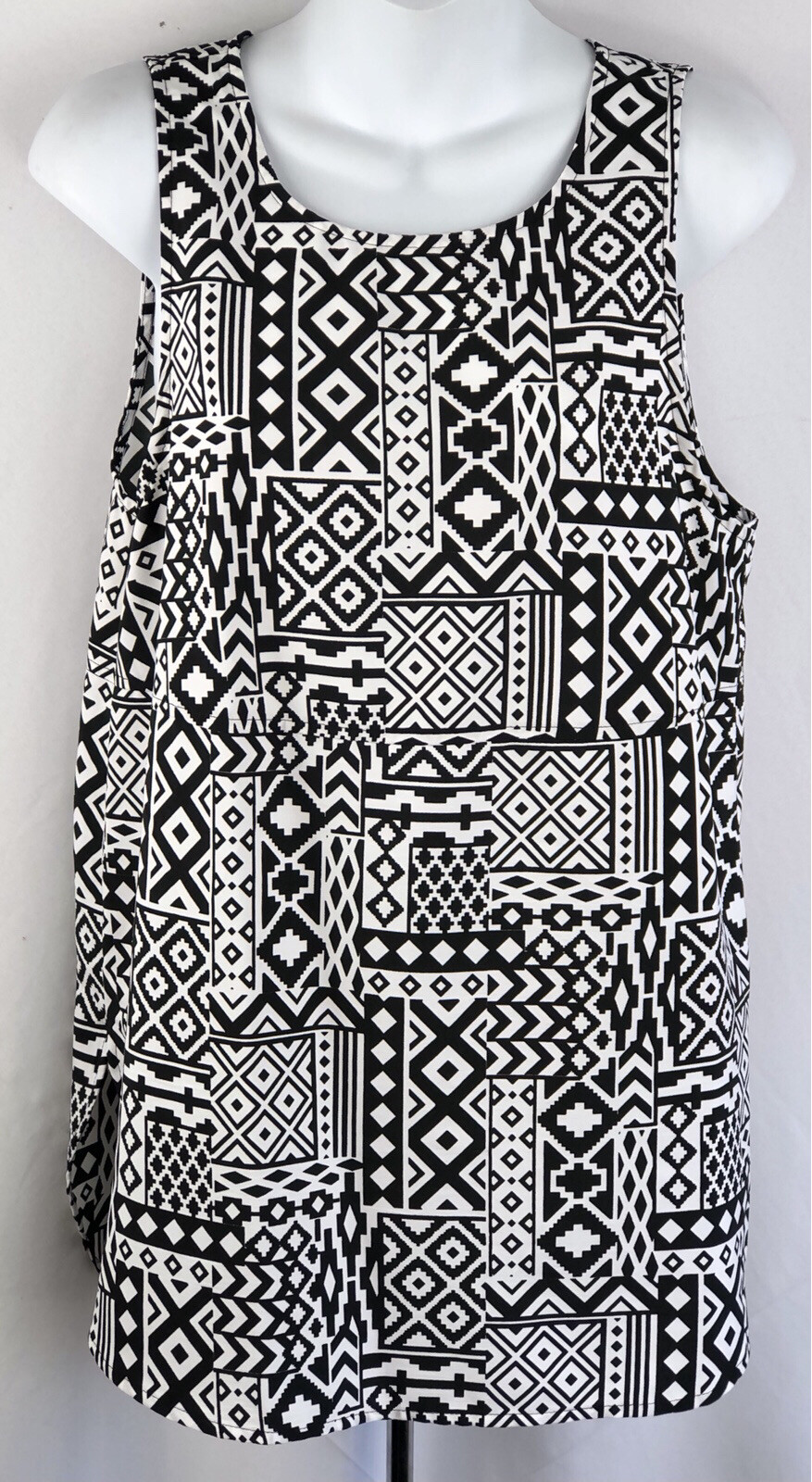 Faded Glory sleeveless silky Tank top M Blk/Wht Aztec Pleated Retro Boho Y2K
