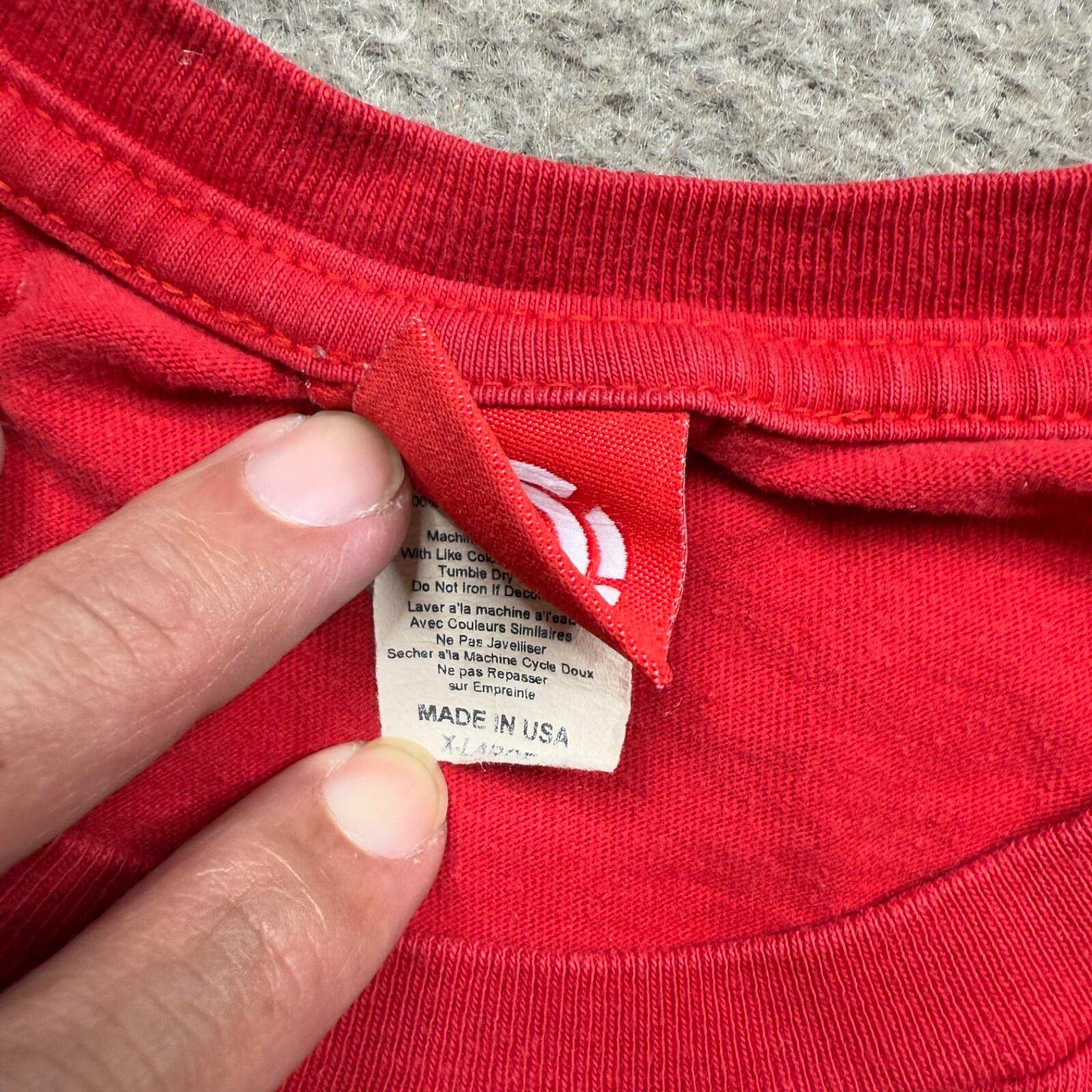 Vintage Element Skateboarding YOUTH Size XL Extra Large Red Short Sleeve Y2K Boy