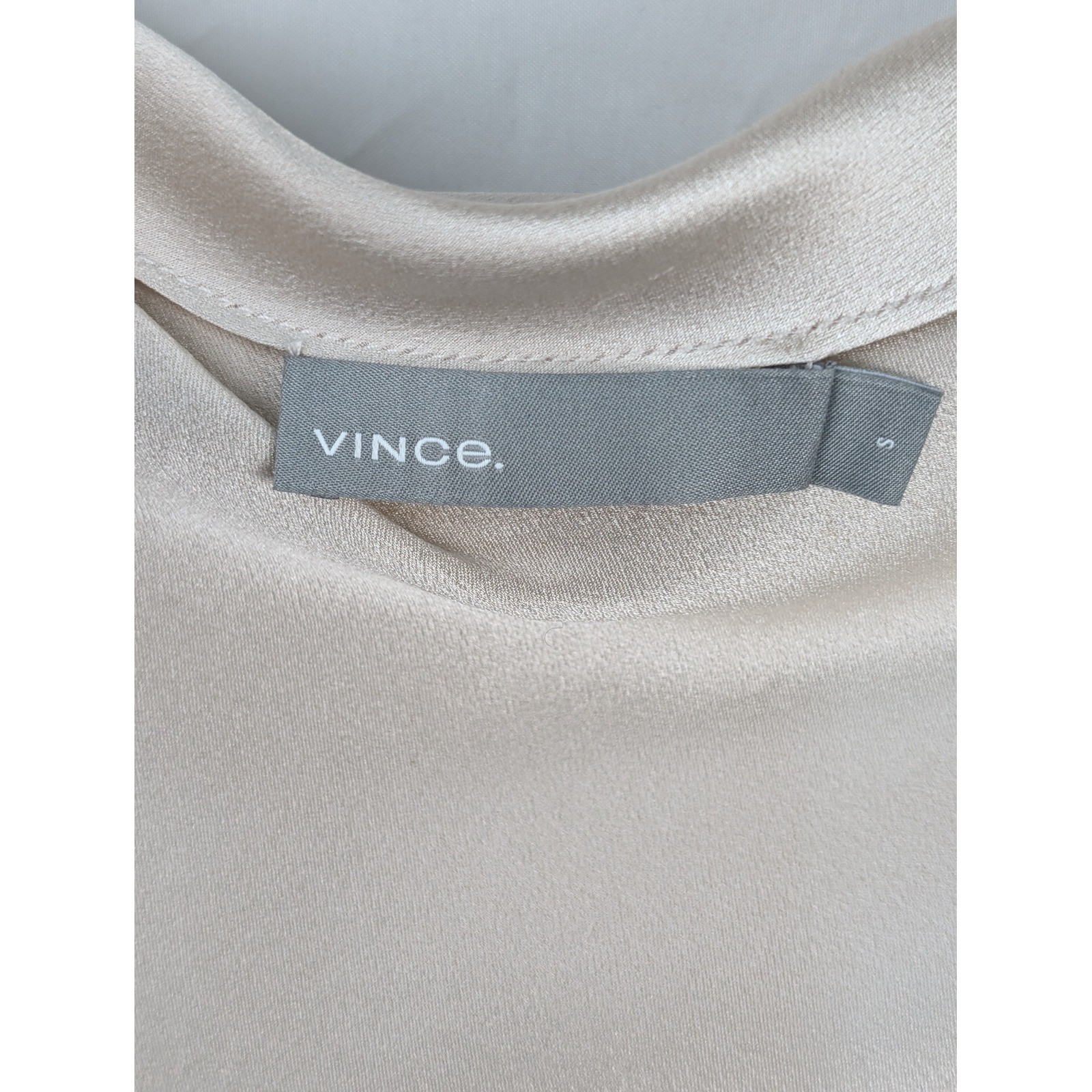 Vince 100% Silk Satin Cowl Neck Sleeveless Top Sz S Luxury Fairy Modern Coquette