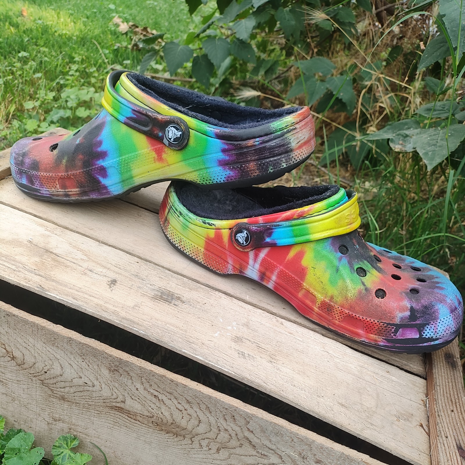 Crocs – Dual Comfort Fleece Lined Tye Tie Dye Clogs Men’s 9 Womens 11