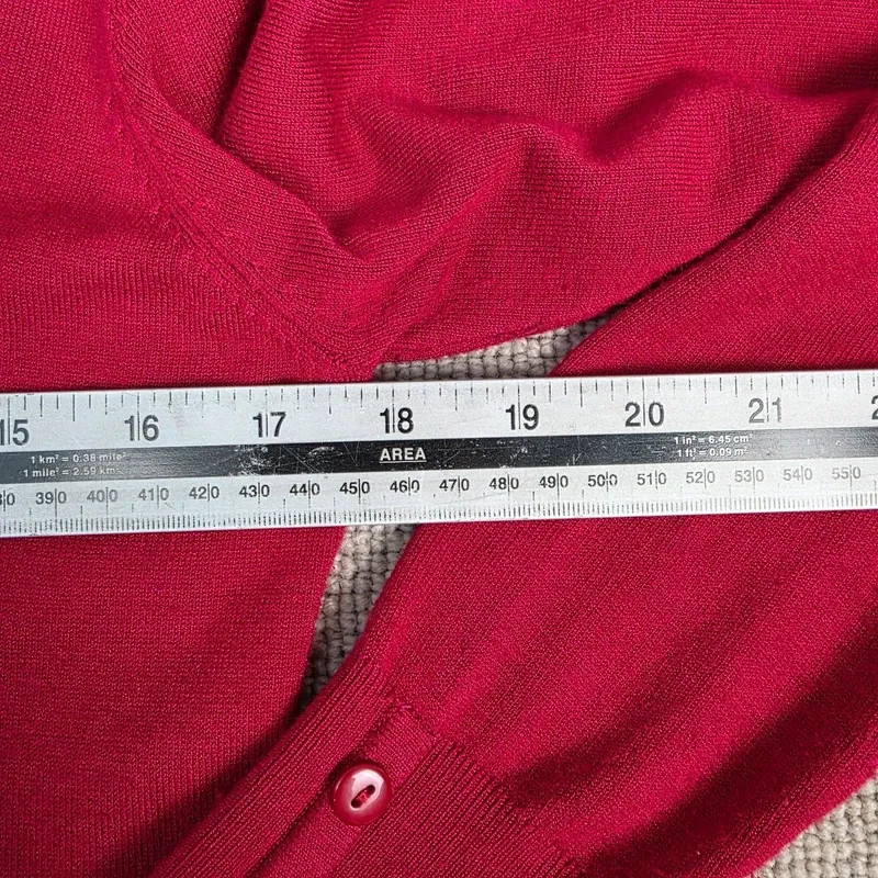 Long Tall Sally Magenta Ribbed V-Neck Sweater with Button Cuffs – Size S
