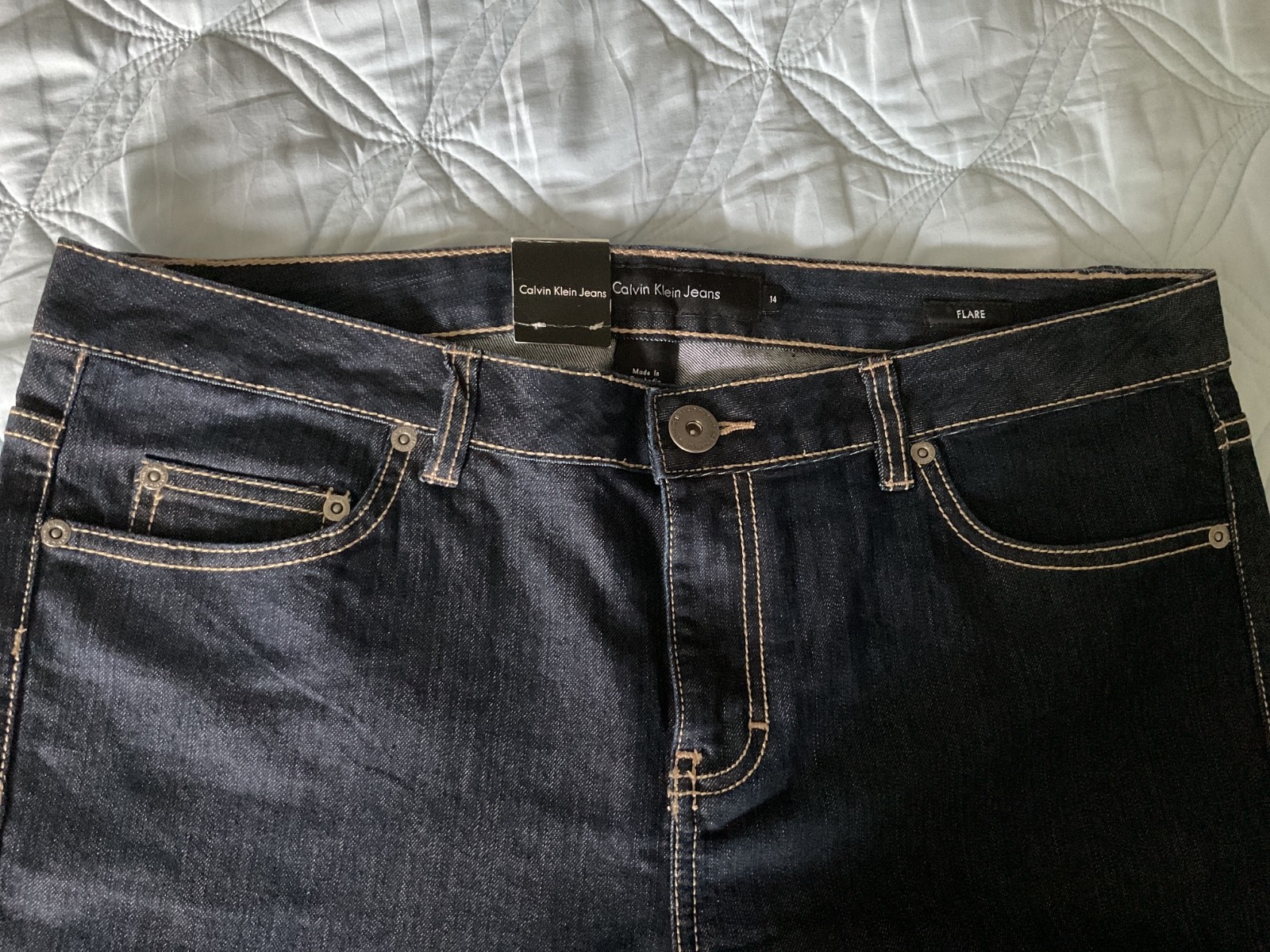 NWT Calvin Klein Jeans Size 14 x 32 Stretch Calvin Flare