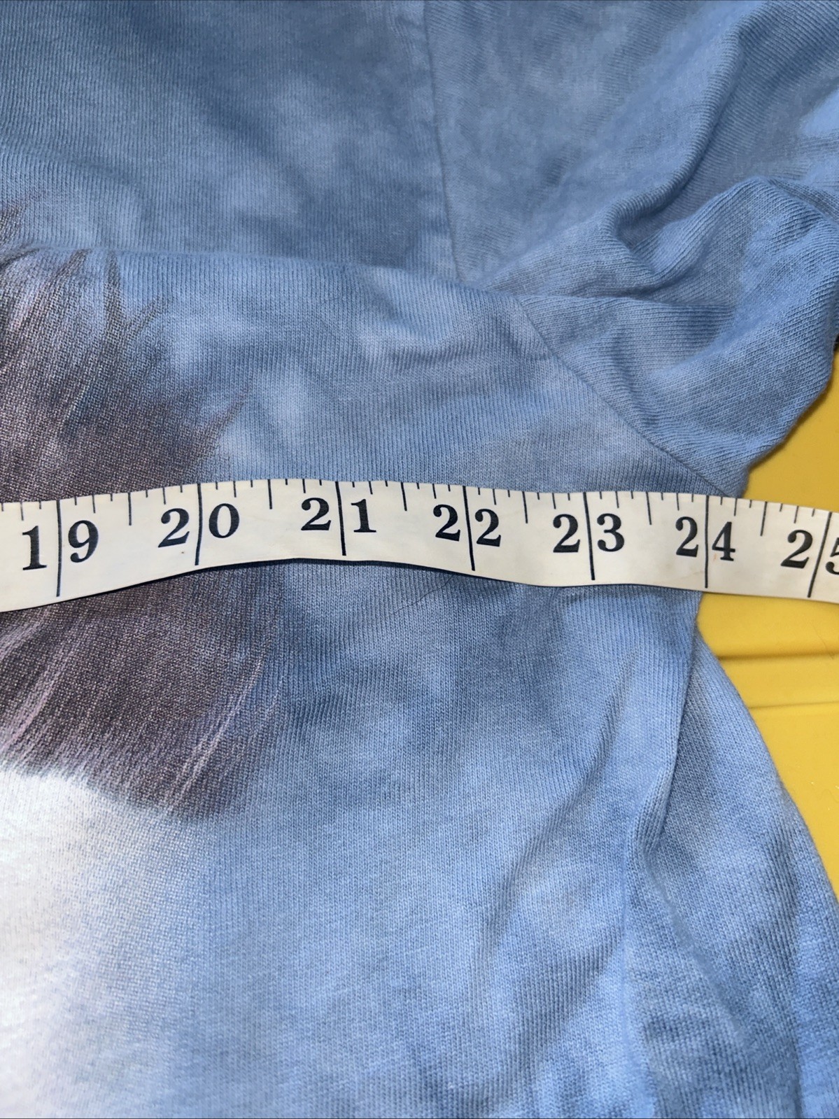 The Mountain Horse Graphic T Shirt Mens XL Blue Tie Dye Animals Nature Cotton