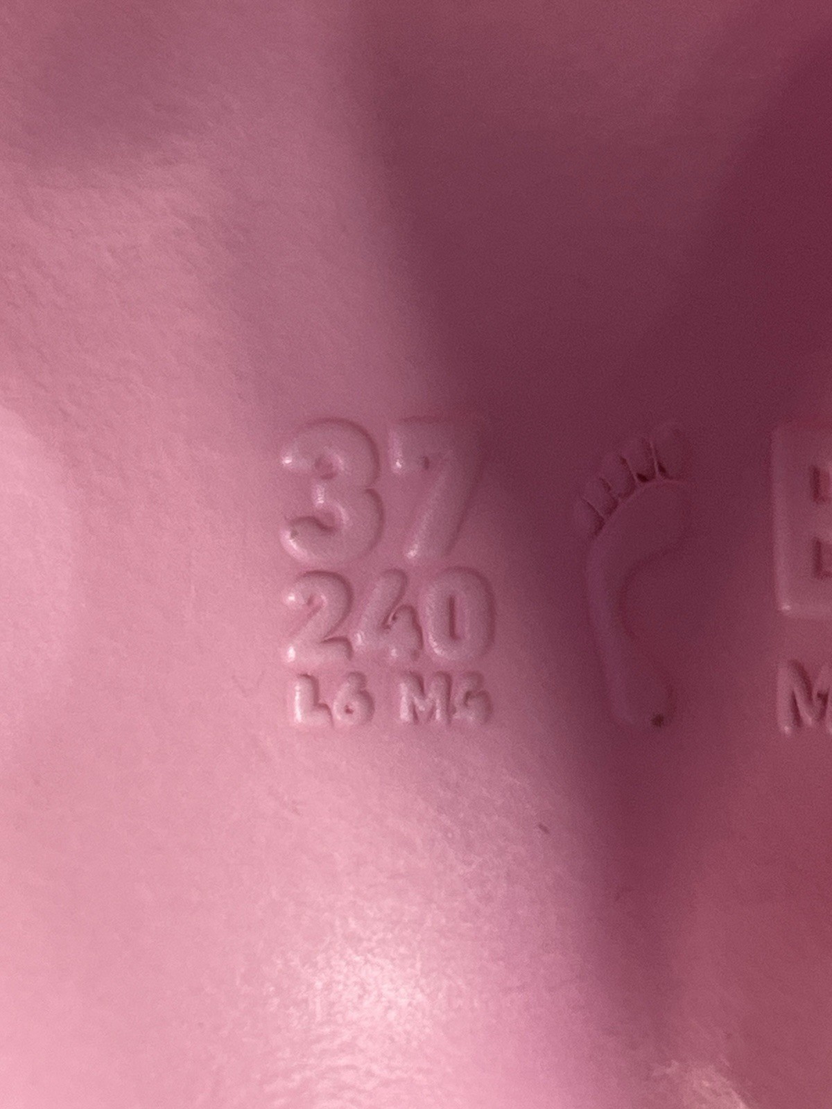 Birkenstock Women Arizona Essentials EVA Sandals Pink Rubber Size 37 US 6