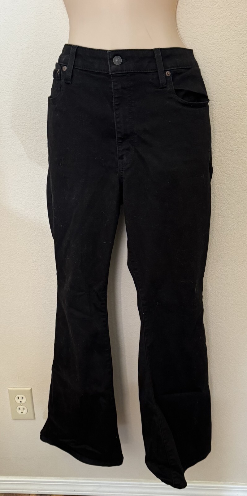 Levi’s Women’s 726 High-Rise Flare Jeans Black Size 34 (W34/L32)