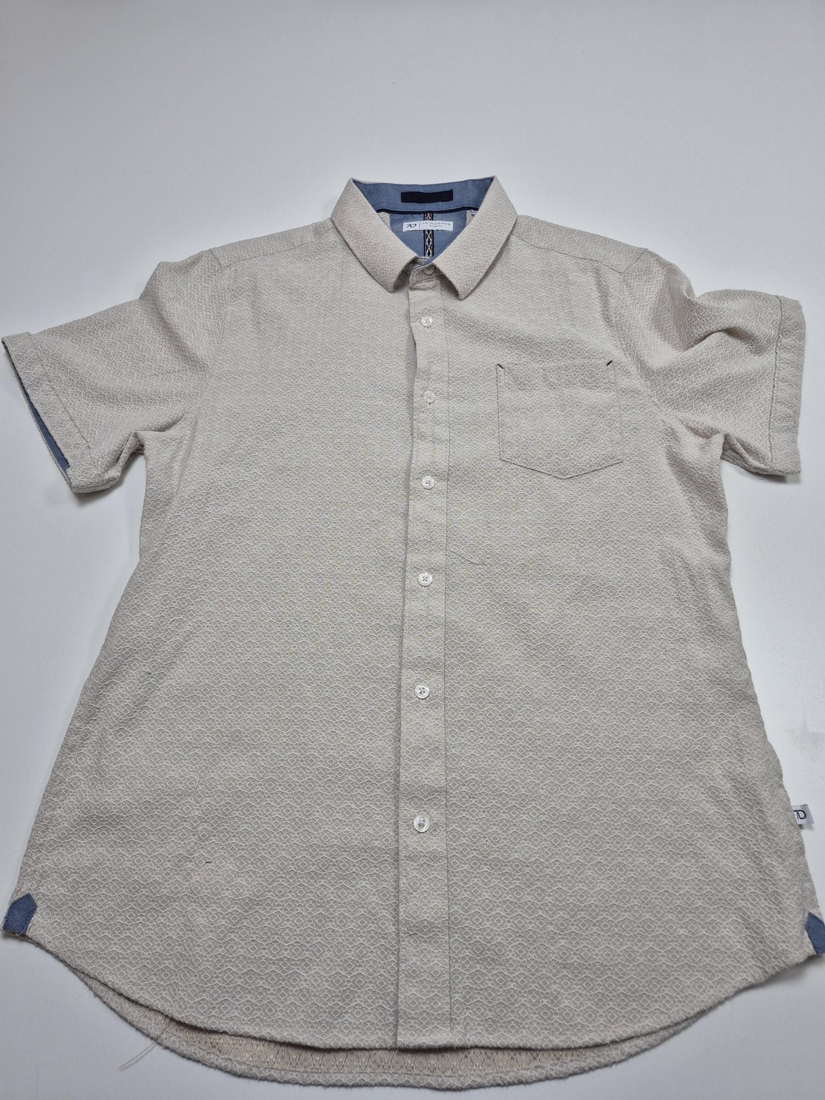 7 Diamonds Shirt Mens L Beige Geometric Jacquard Stretch Short Sleeve Button Up
