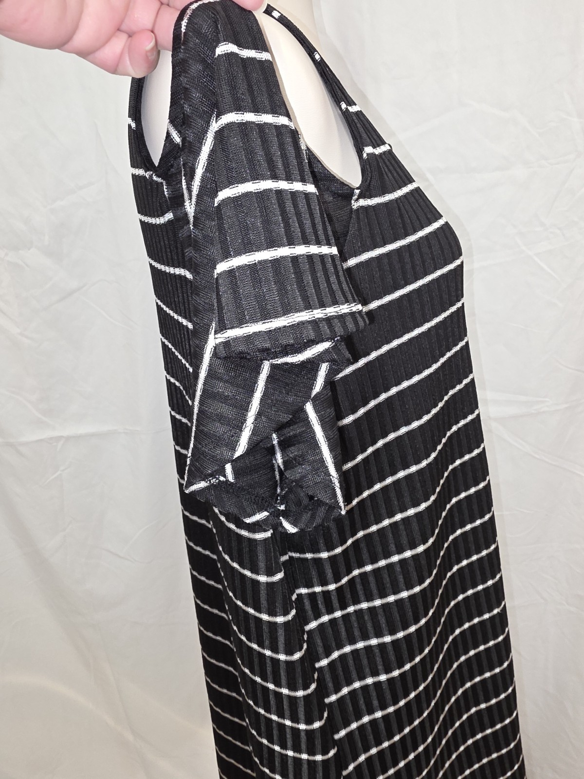Womens Apt. 9 Black And White Cold Shoulder XL Short Sleeve Blouse