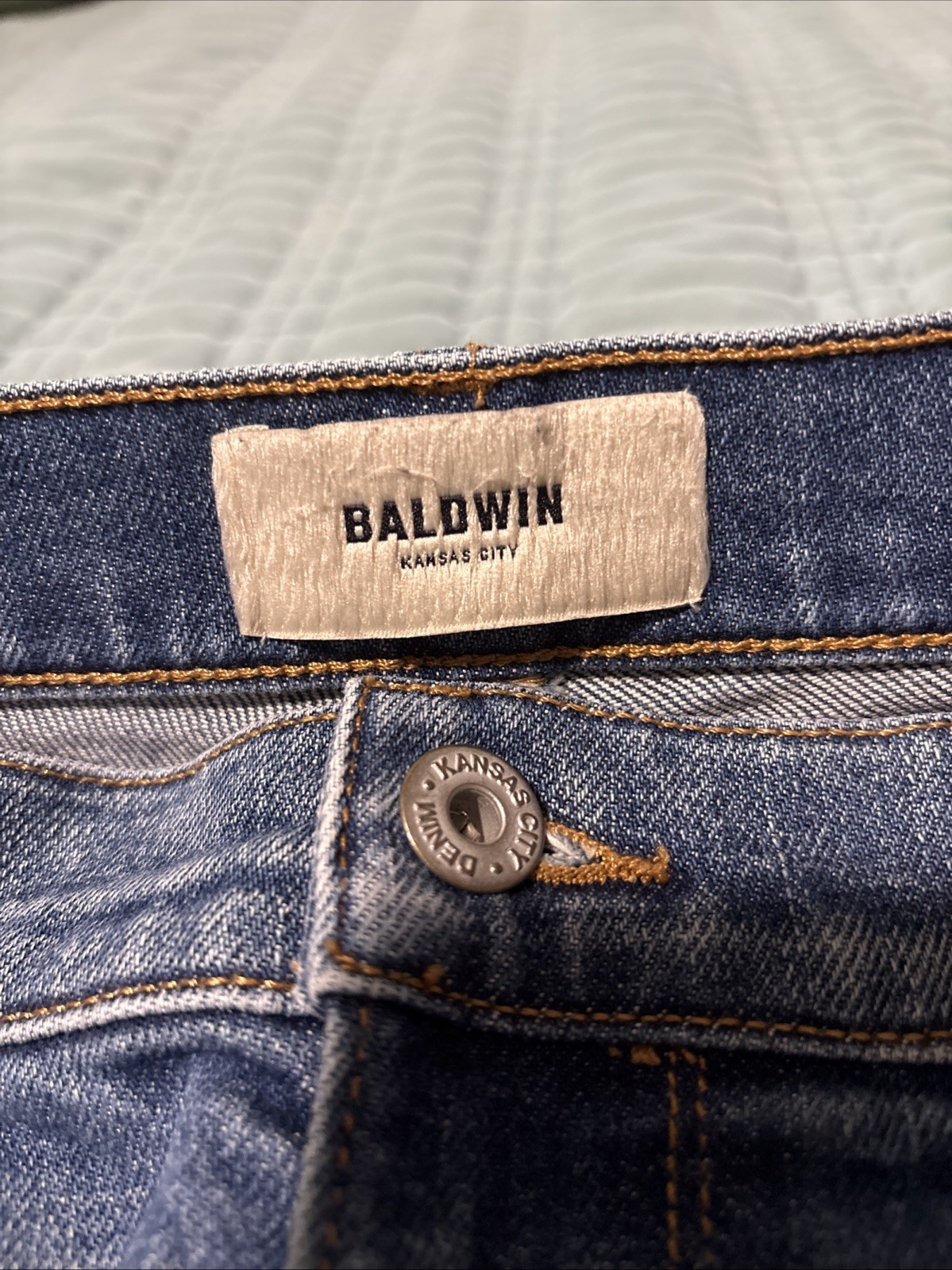 Baldwin 29 Kennedy Low Rise Boyfriend Capri Denim, Y2K, Stretch, 98% Cotton, EUC