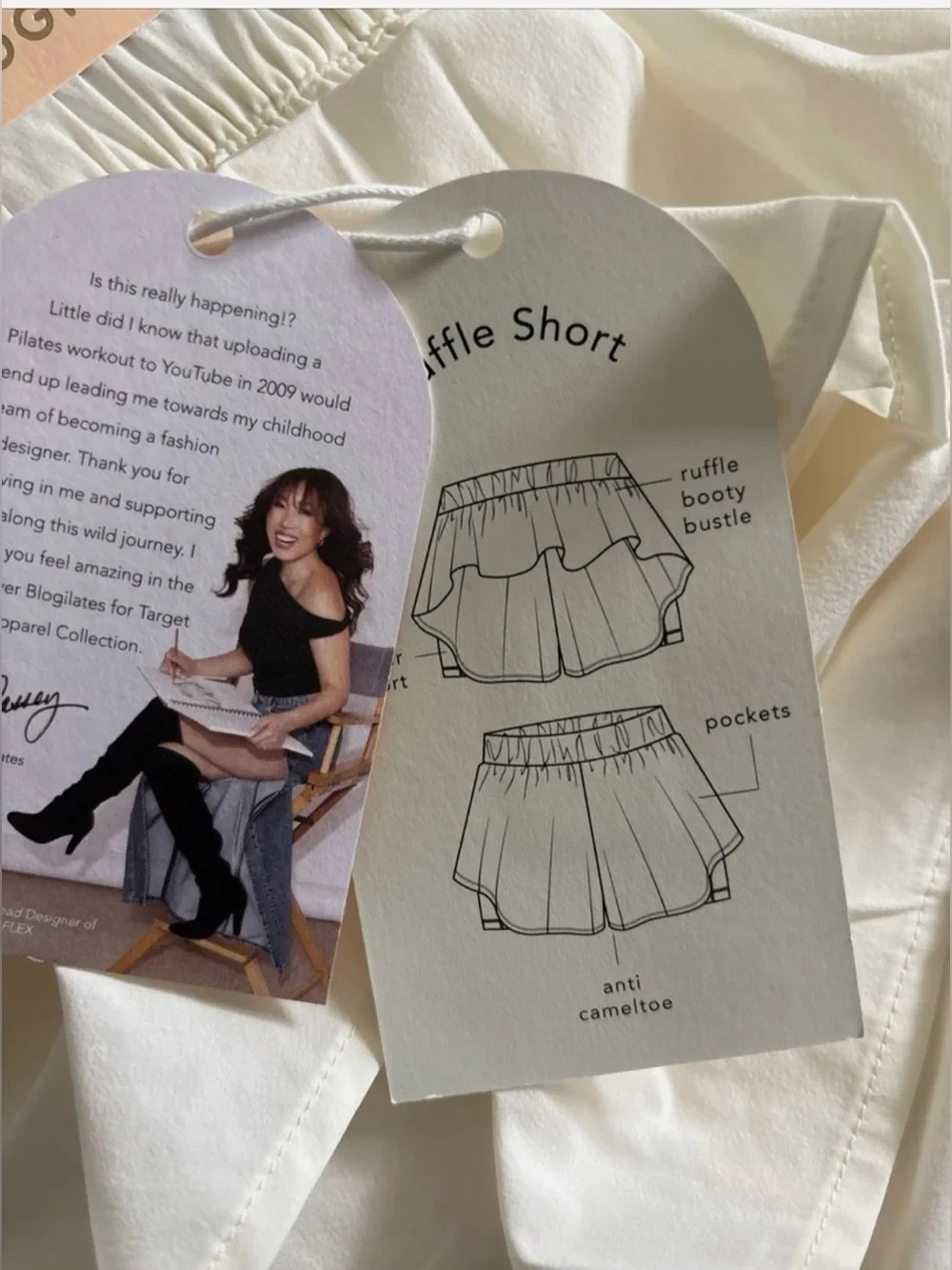 Blogilates Women’s Size Medium Ruffle Short Ivory Women’s Athletic Dance NEW