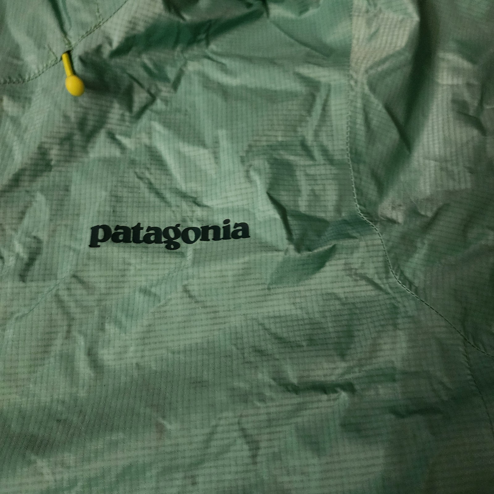 Patagonia Torrentshell Rain Jacket Light Green Color Waterproof Womens X-Large